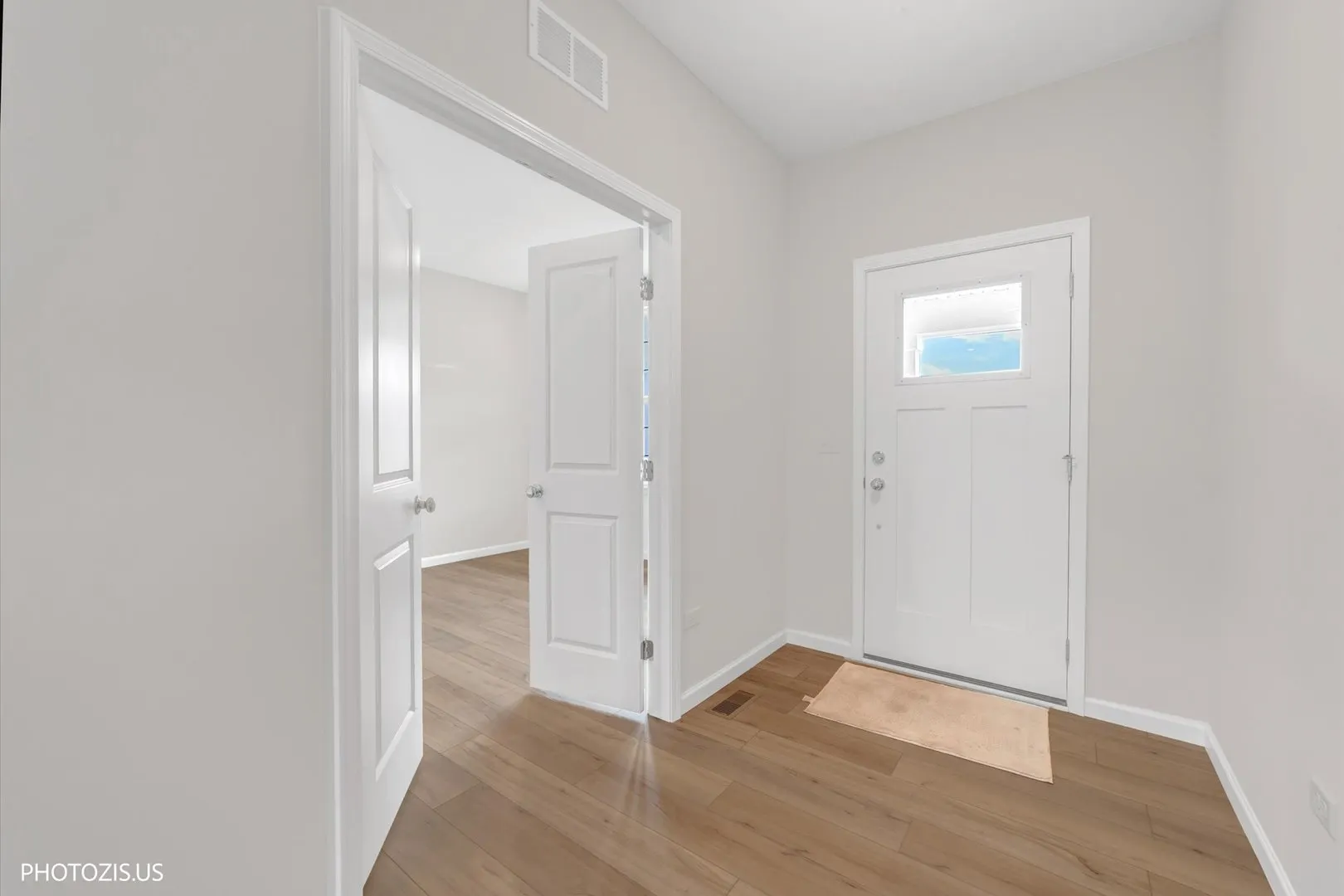 2531 Mallet Court IL