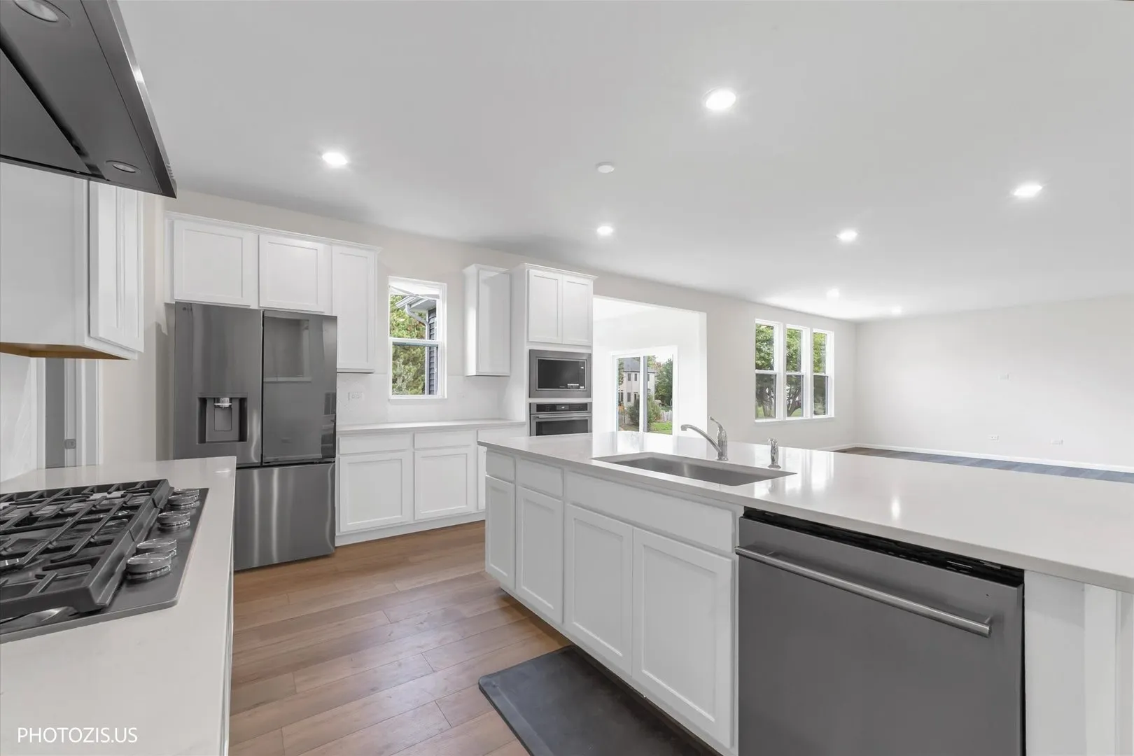 2531 Mallet Court IL