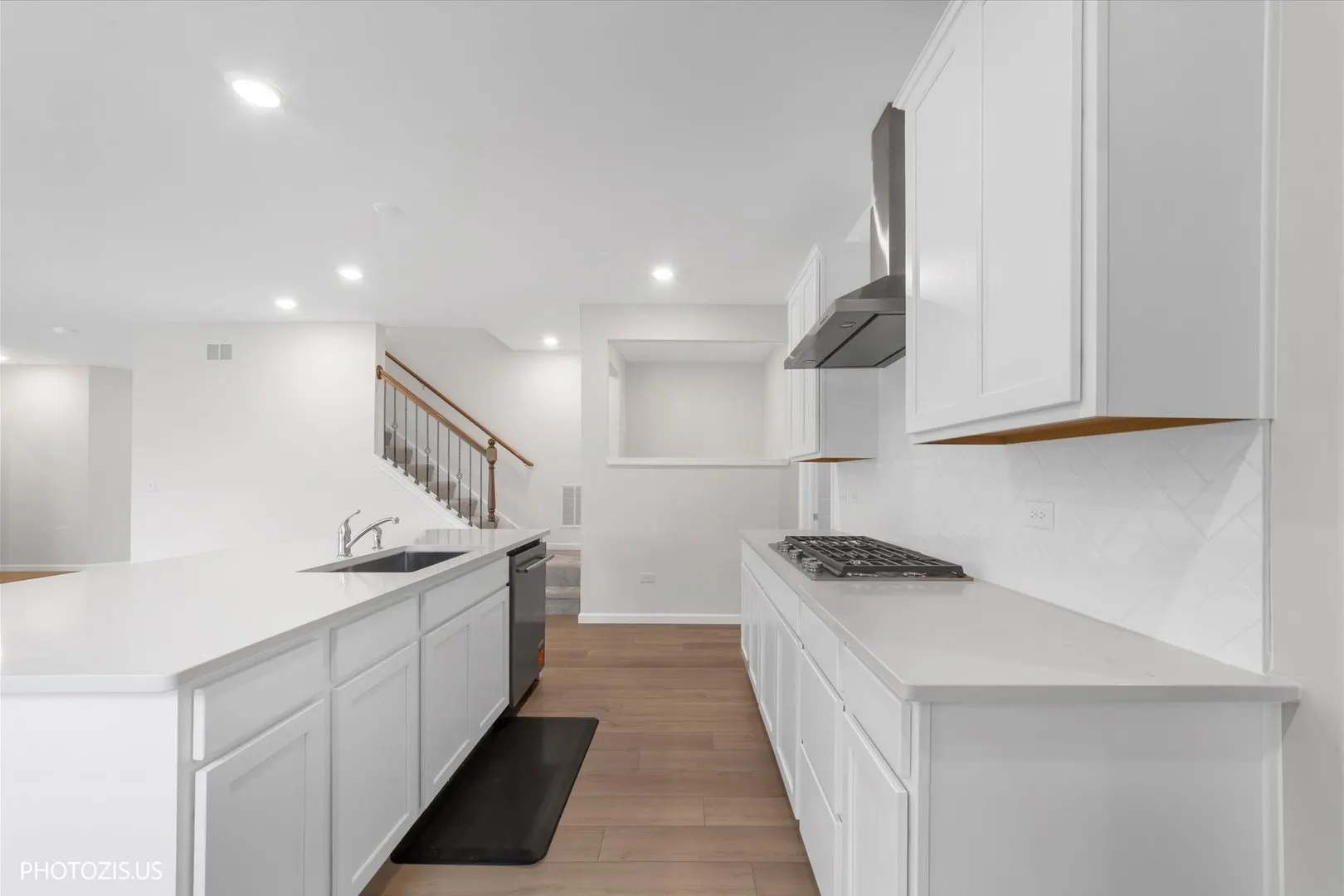 2531 Mallet Court IL