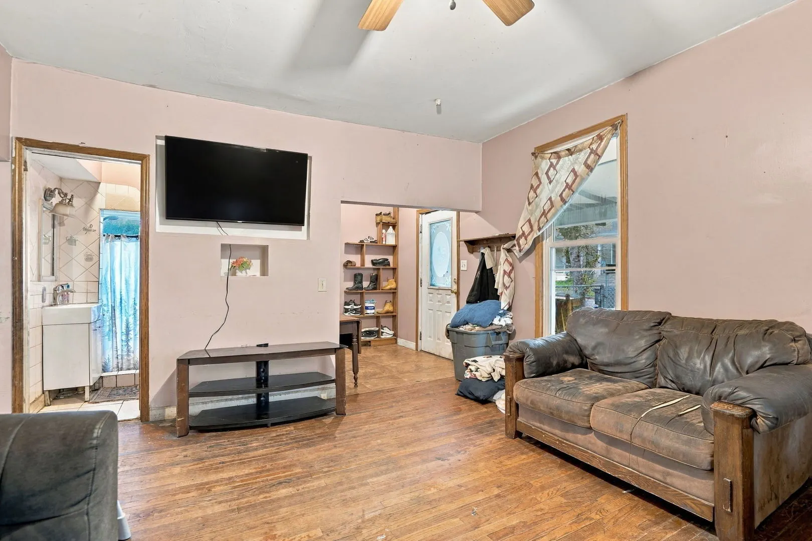 1115 W 7TH Street IA
