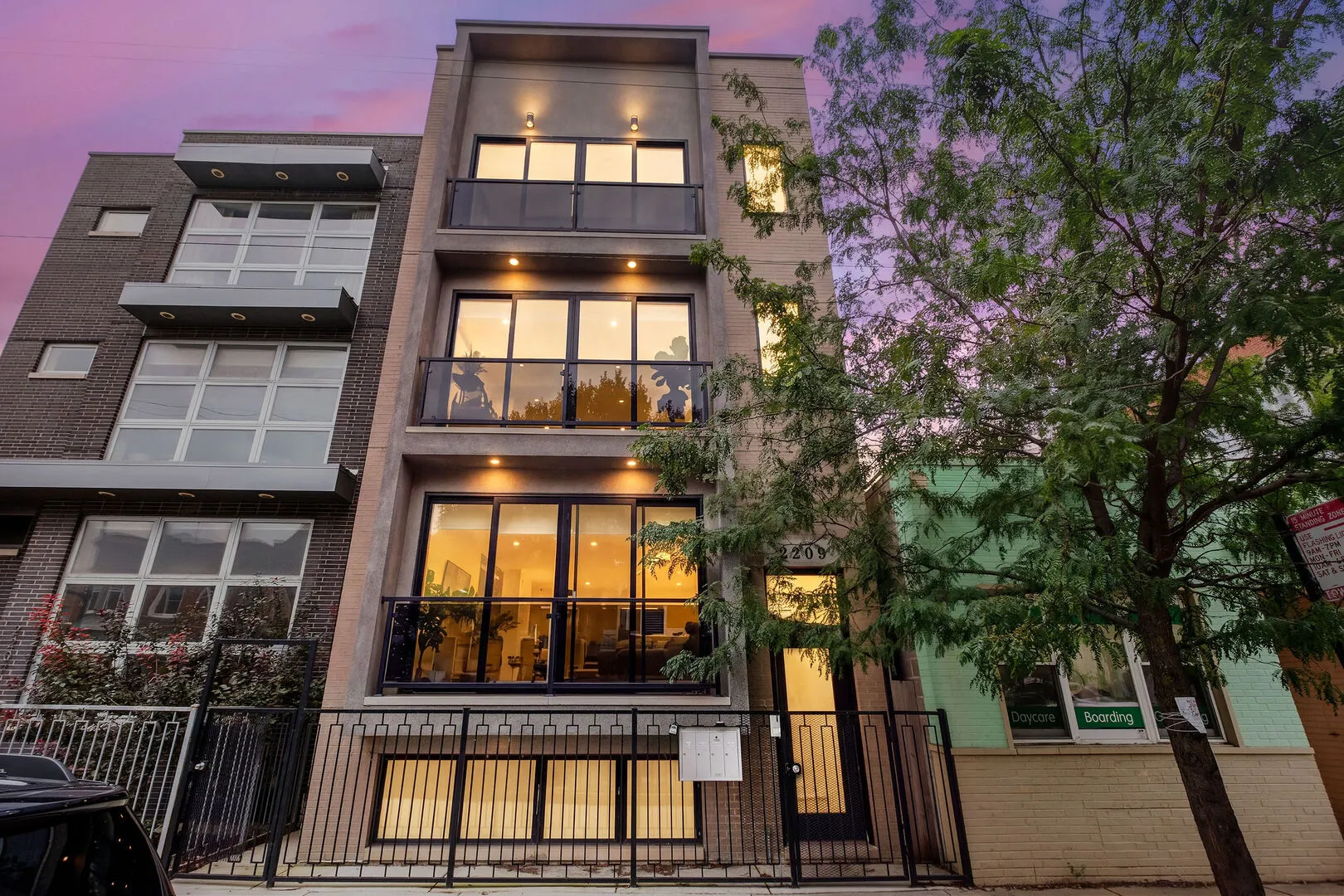 2209 W Belmont Avenue IL #2