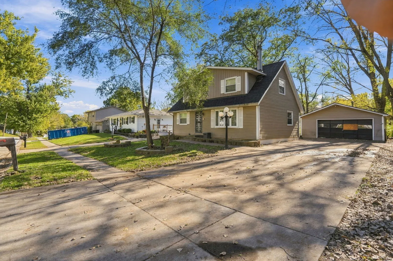 1010 83rd Avenue W IL