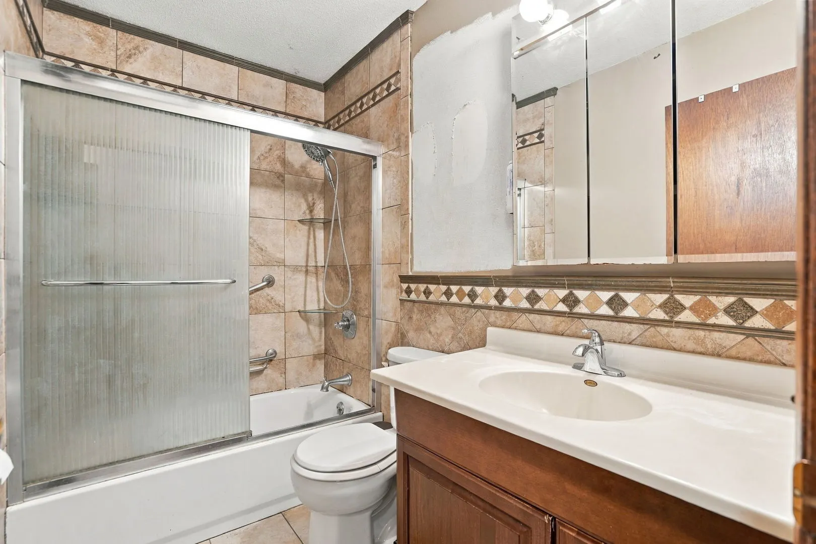 1010 83rd Avenue W IL
