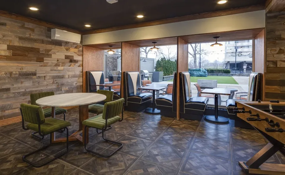 5600 N Sheridan Road IL #007C