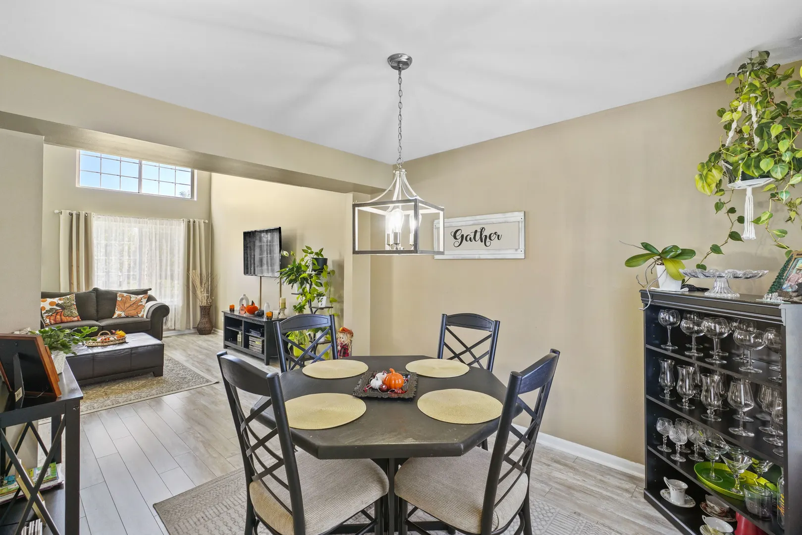 480 Knoll Crest Drive IL