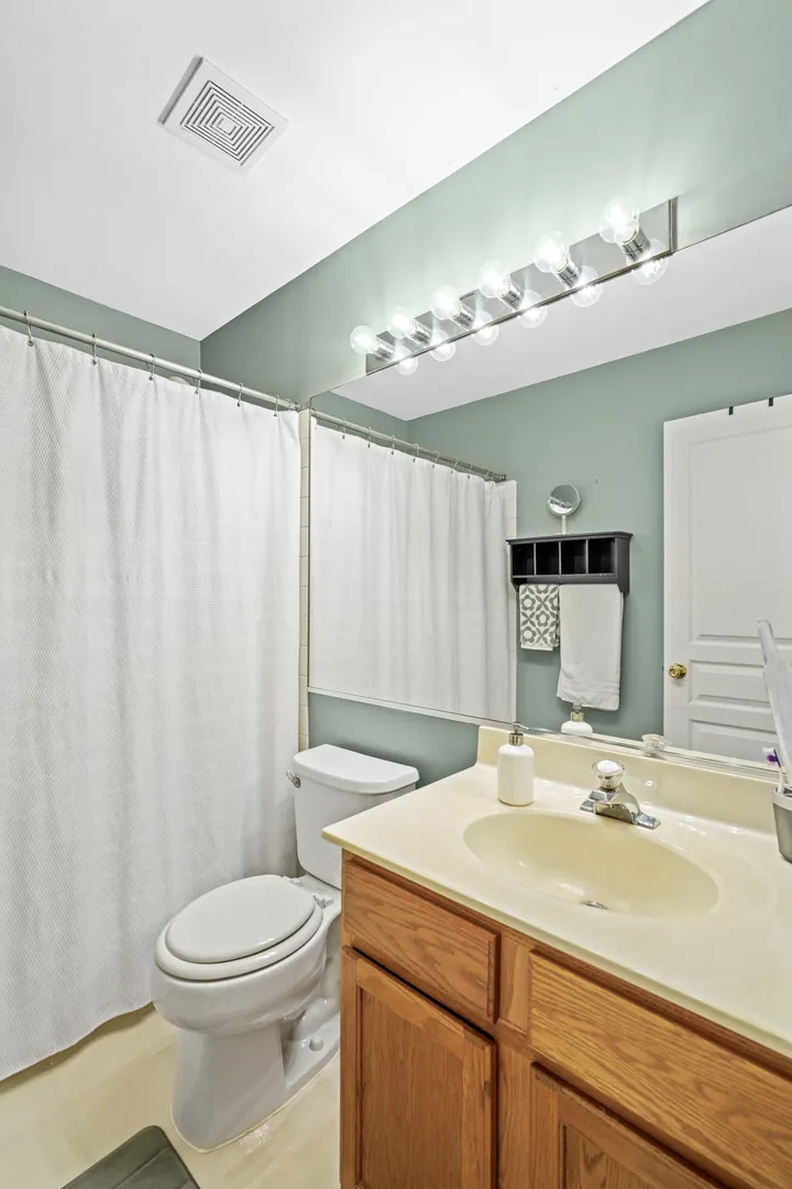 480 Knoll Crest Drive IL
