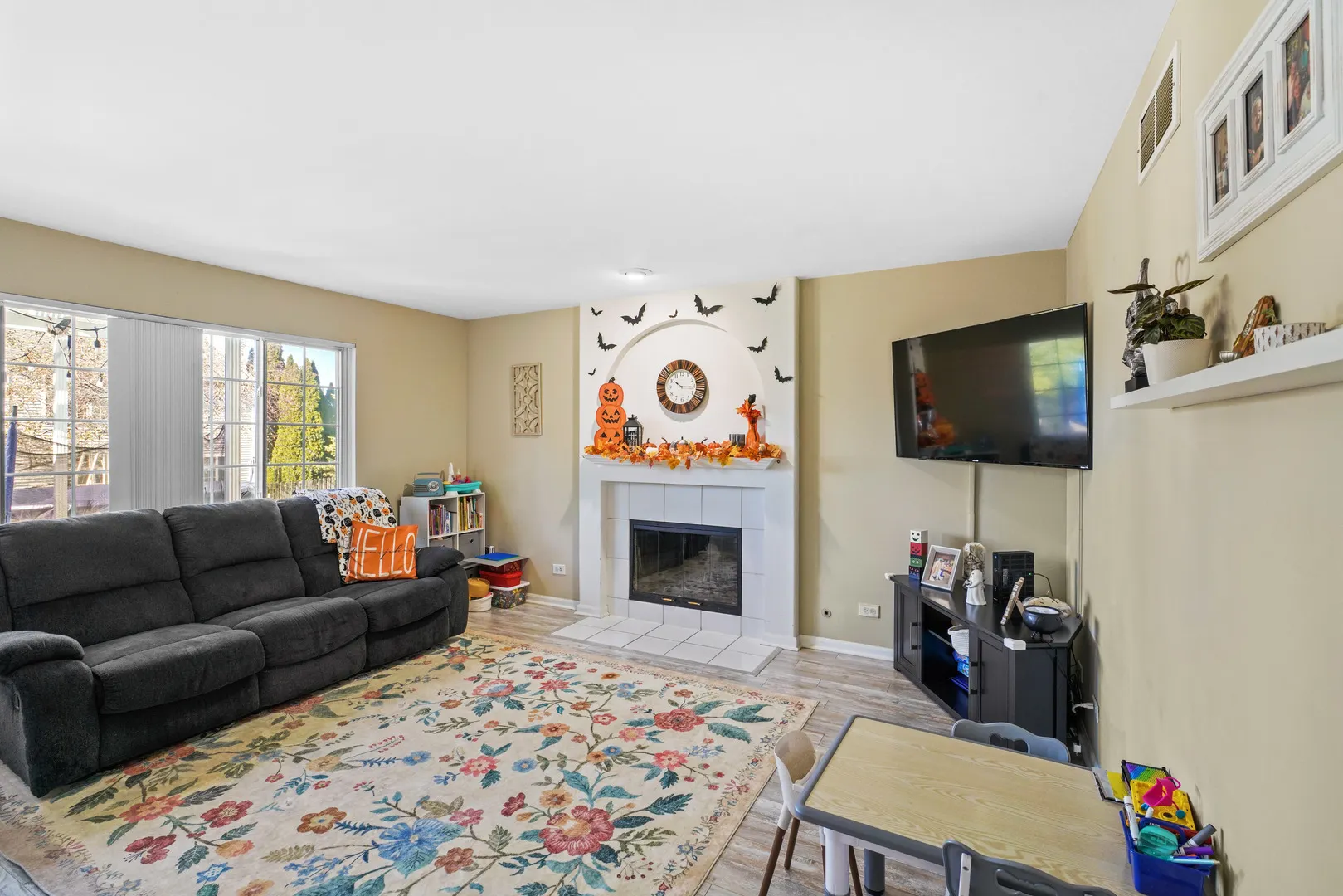 480 Knoll Crest Drive IL