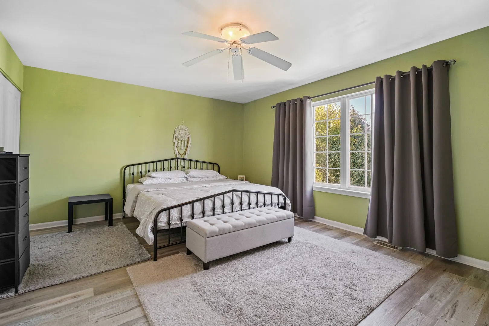 480 Knoll Crest Drive IL