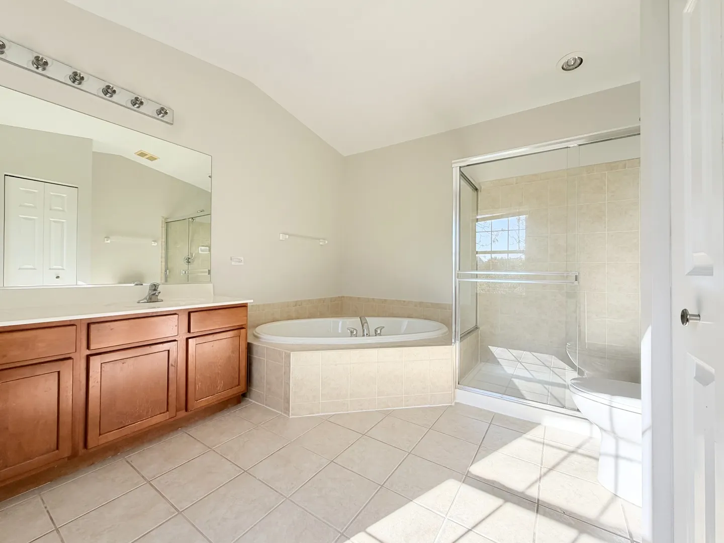 24235 Leski Lane IL