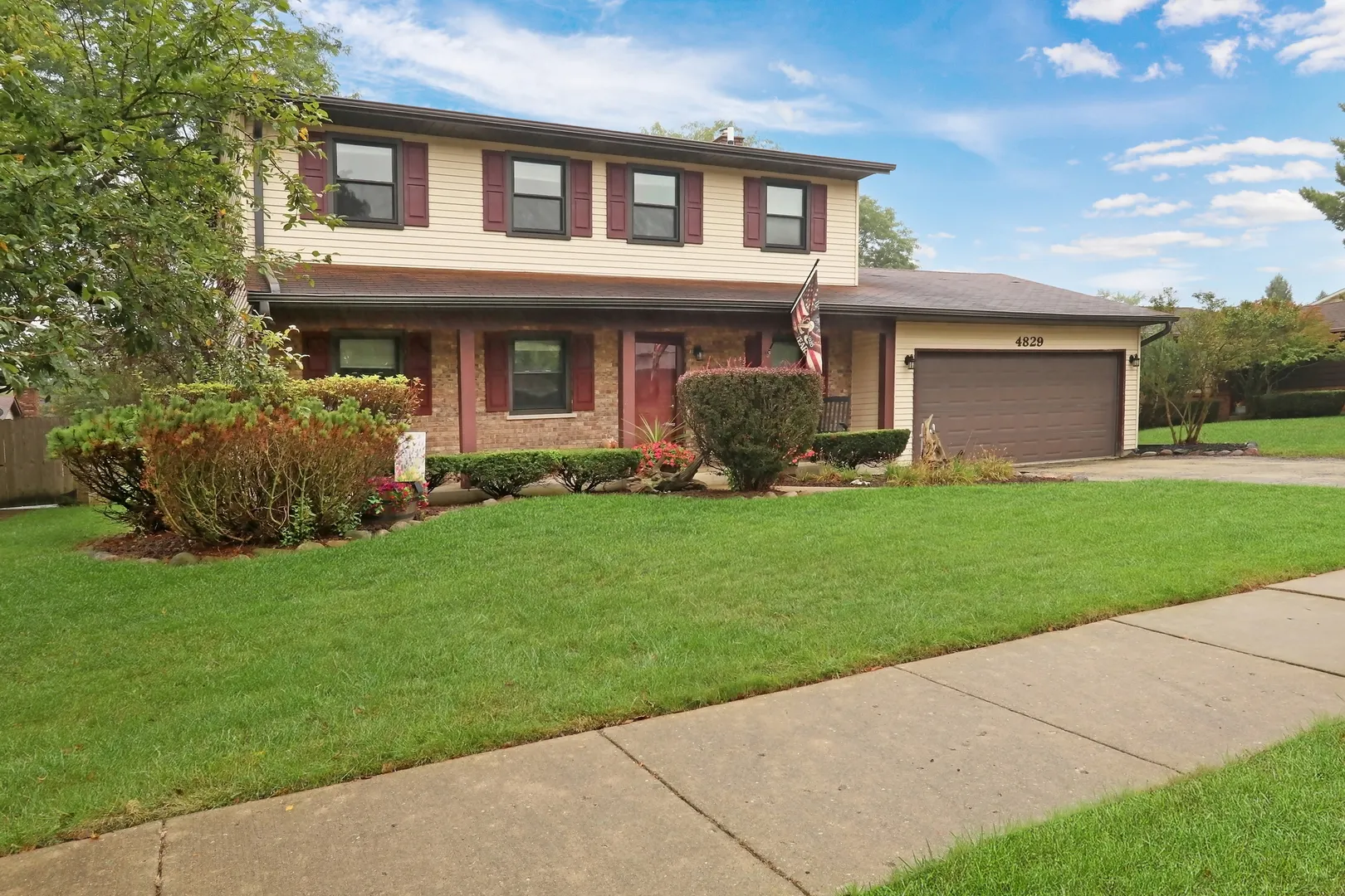 4829 Eastwood Court IL