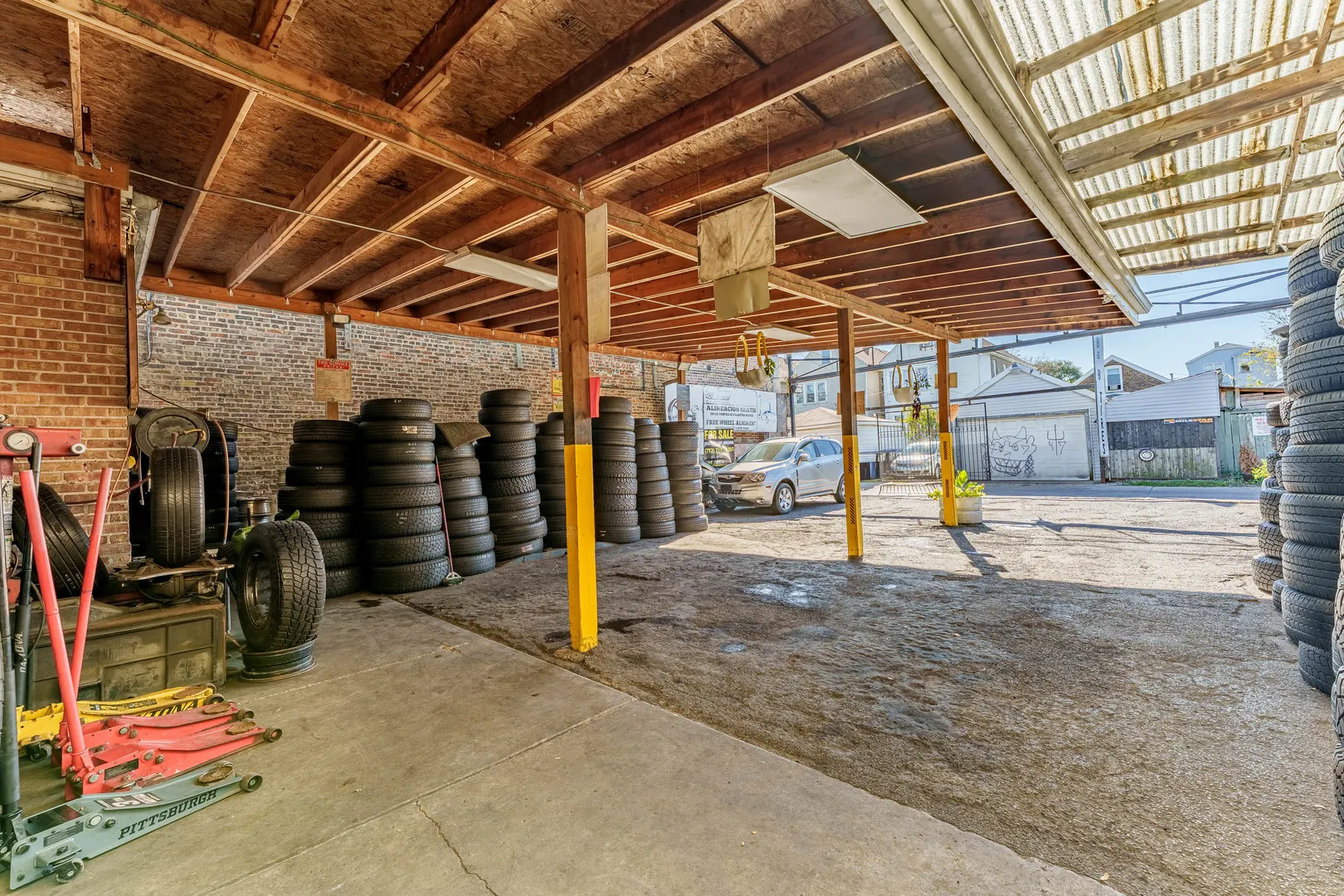 2427 W 47th Street IL