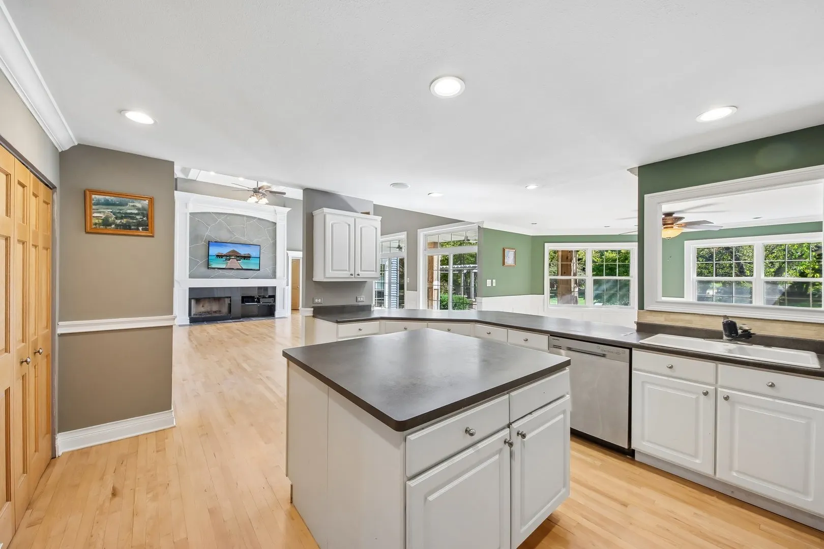 47W975 Lenschow Road IL