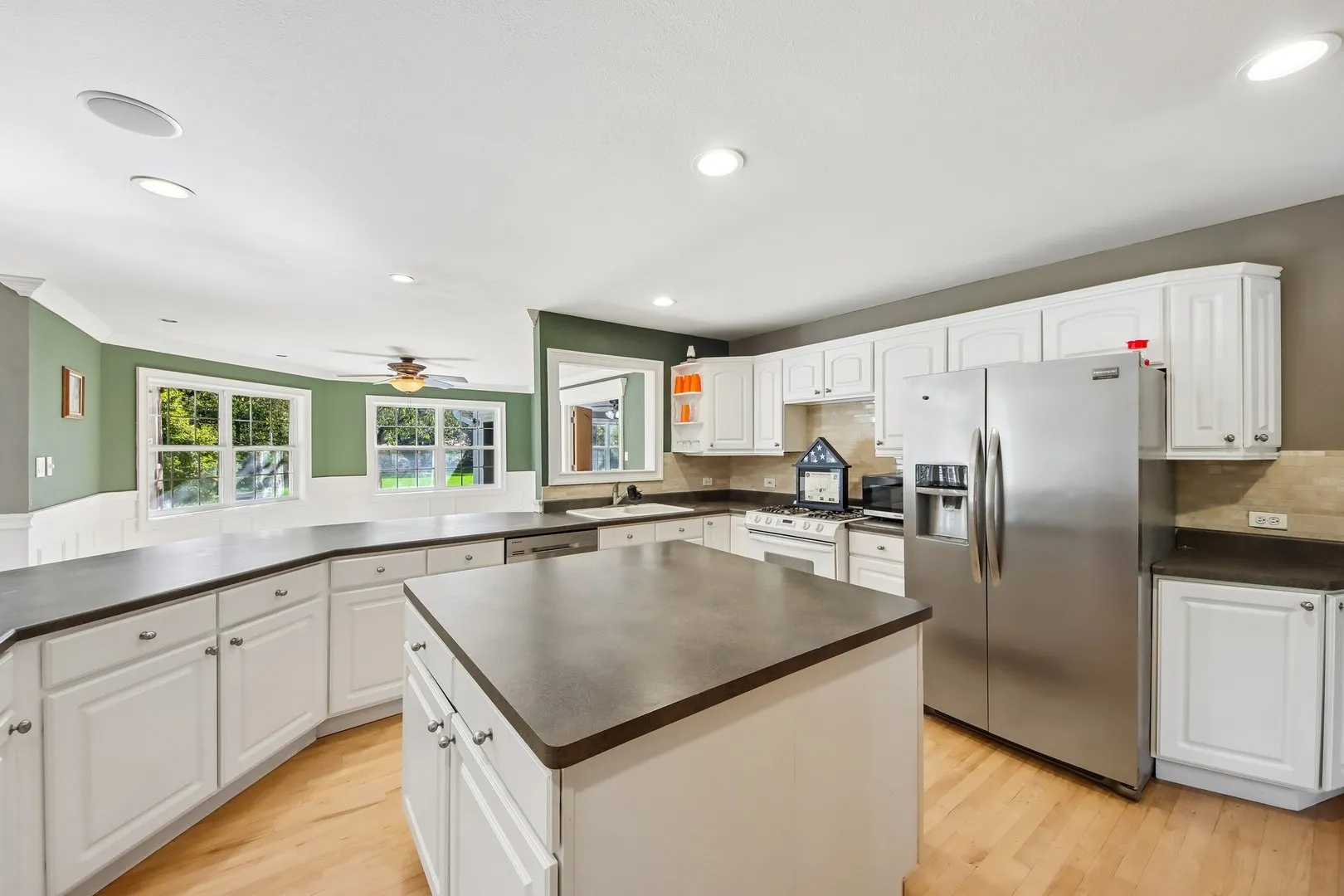 47W975 Lenschow Road IL
