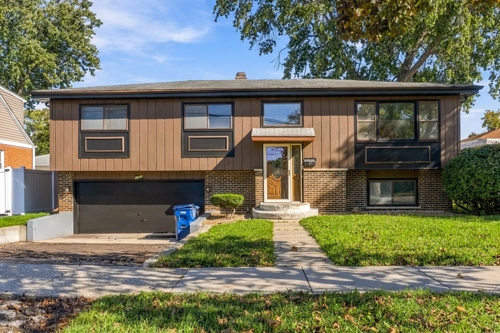 1703 N Taft Avenue IL