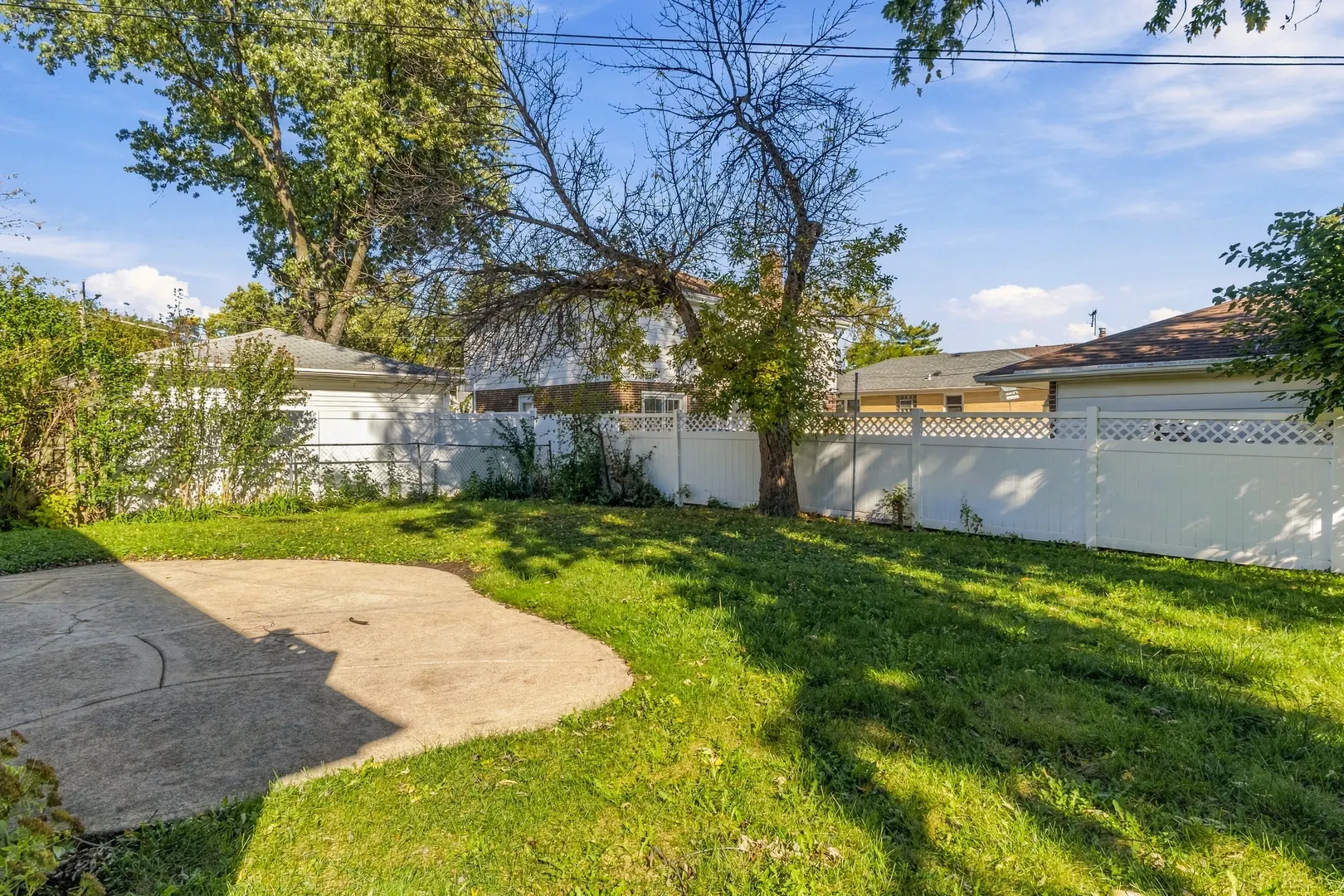 1703 N Taft Avenue IL