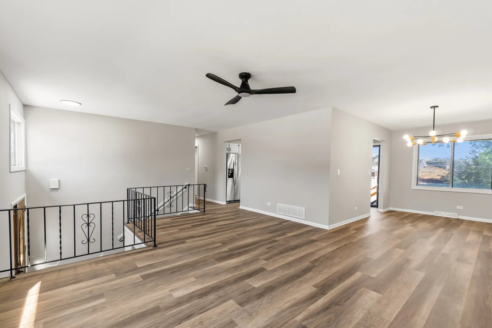 1703 N Taft Avenue IL