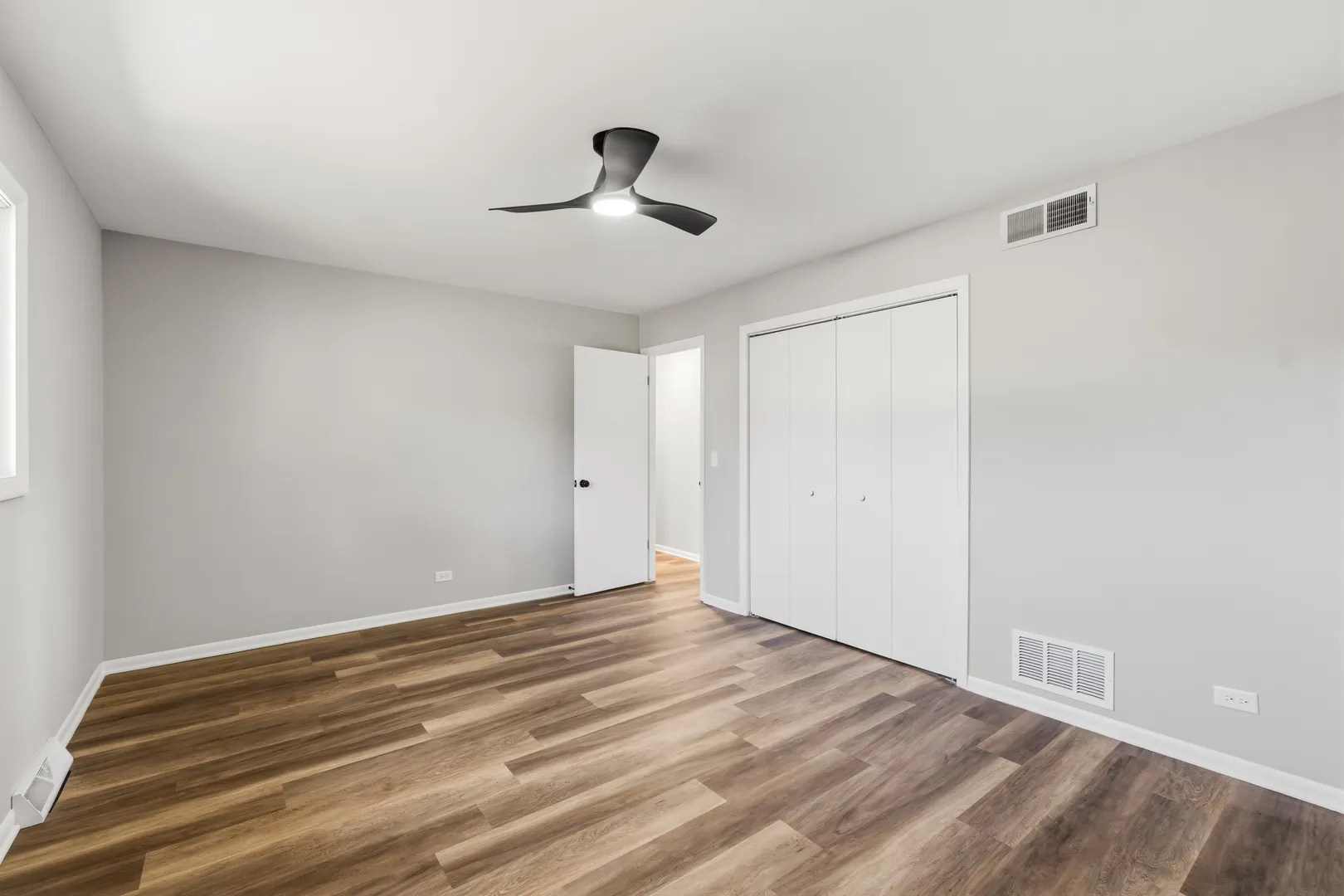 1703 N Taft Avenue IL