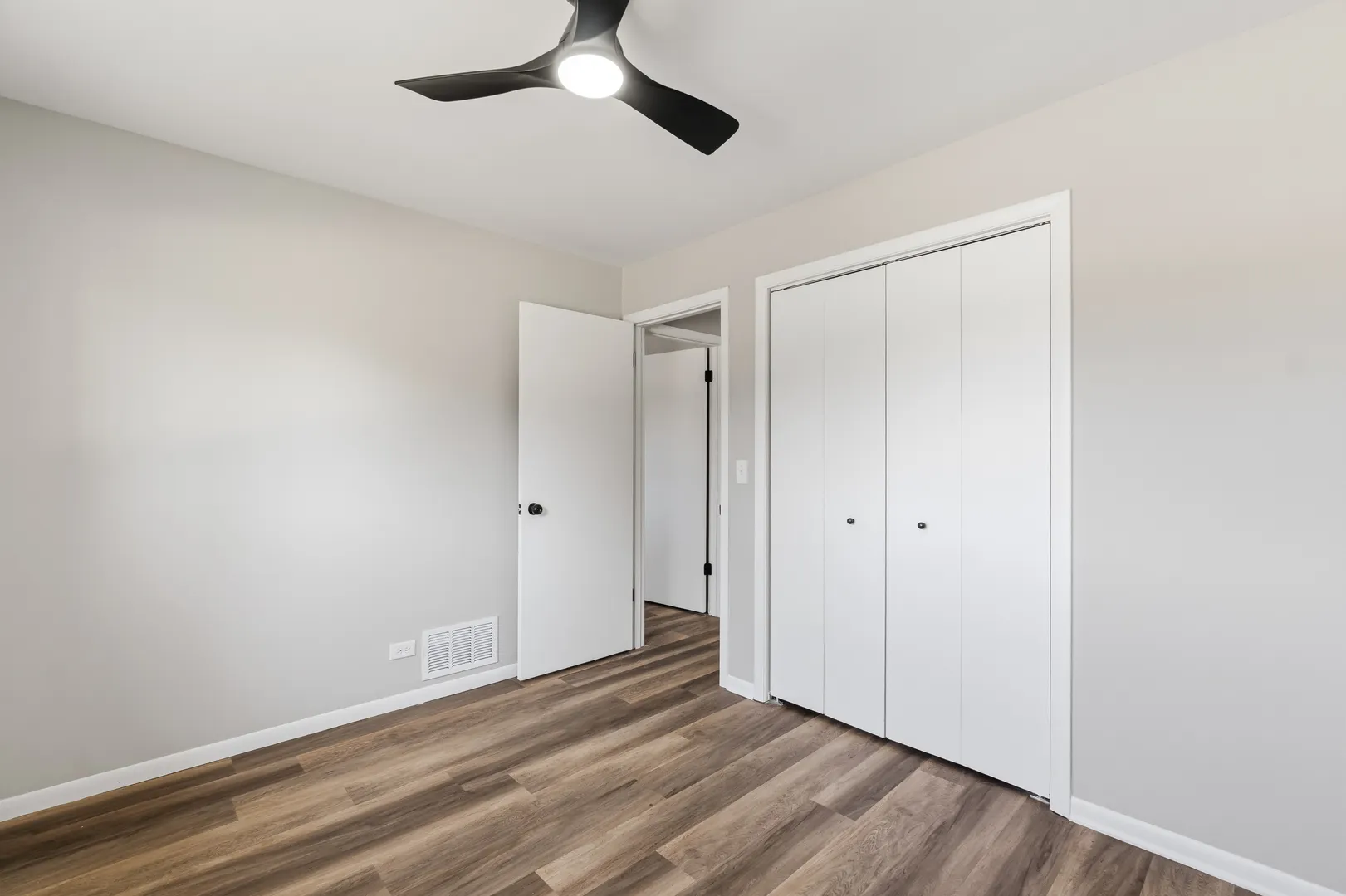 1703 N Taft Avenue IL