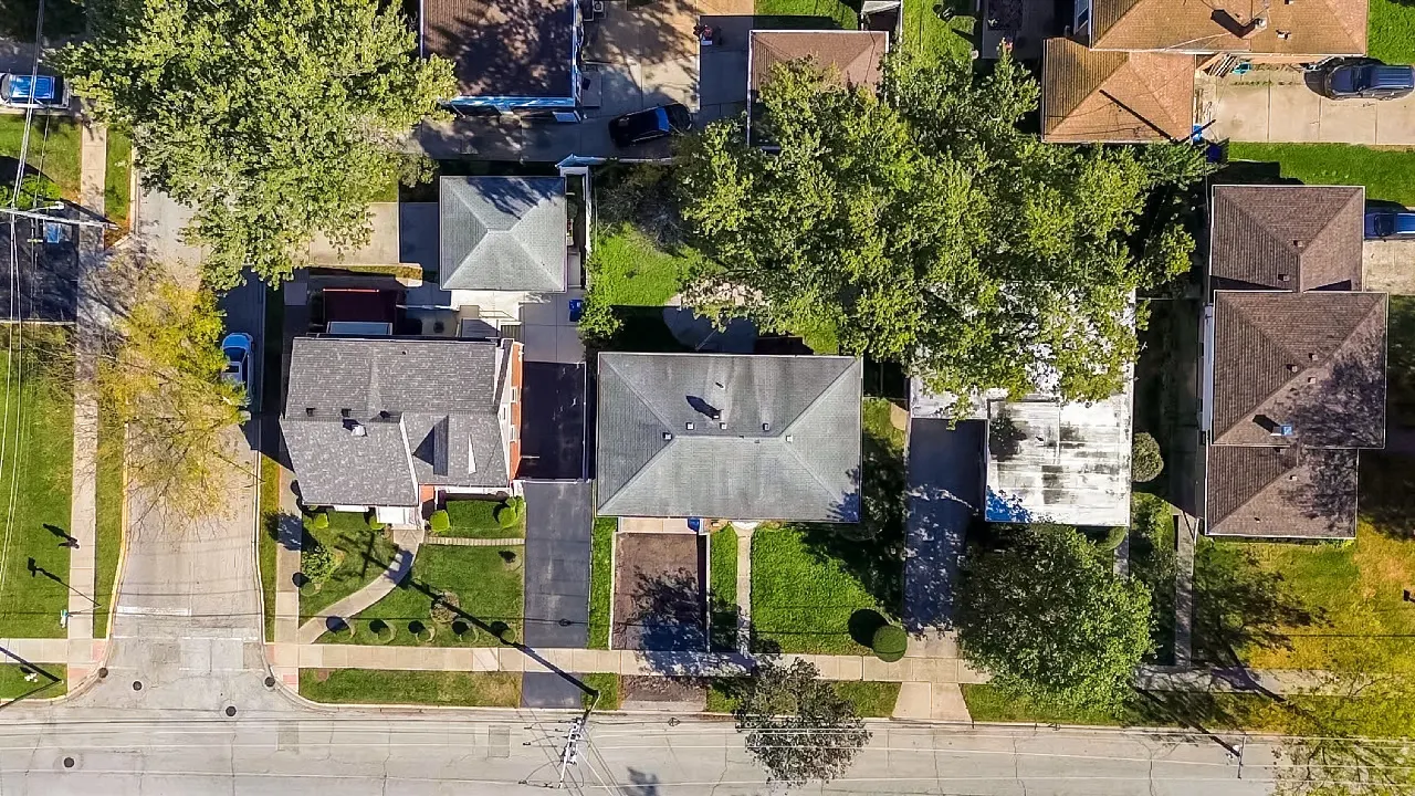 1703 N Taft Avenue IL