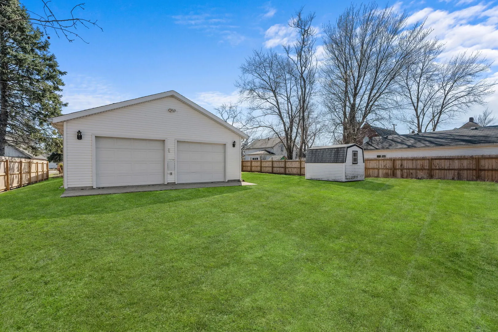 29 W Oak Street IL
