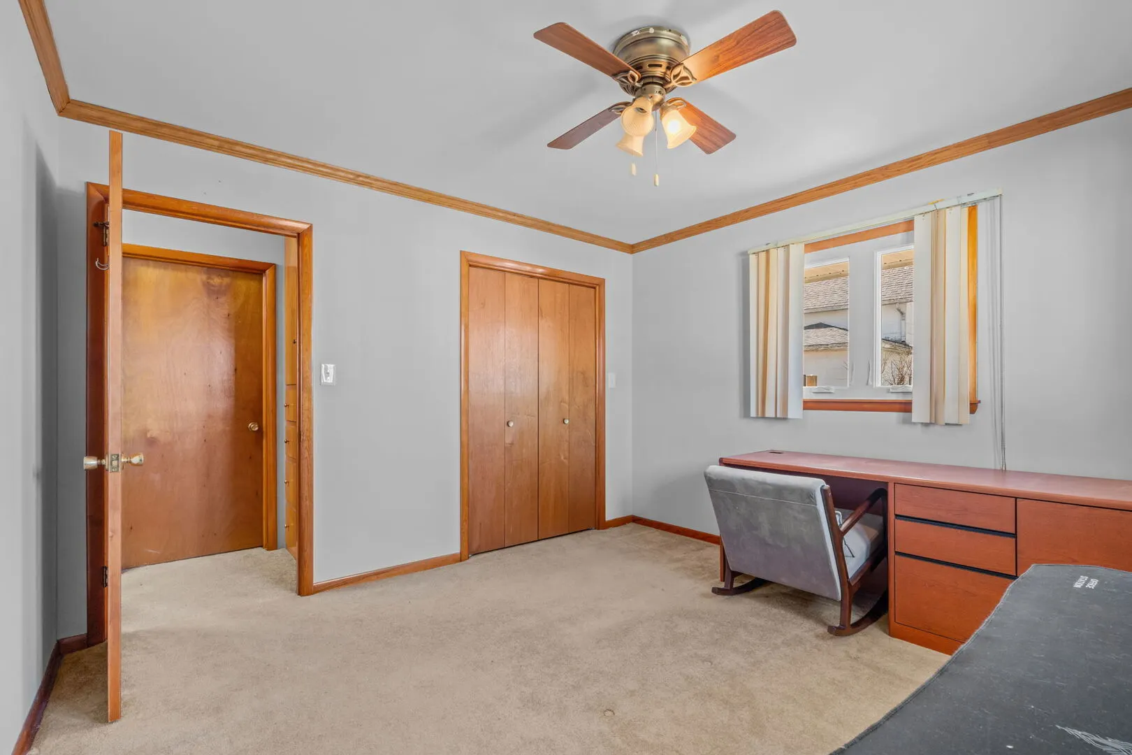 29 W Oak Street IL