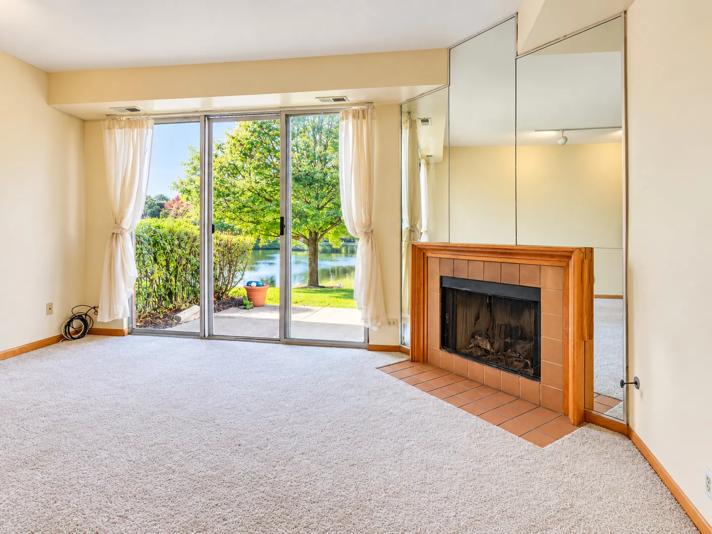 7834 Darien Lake Drive IL