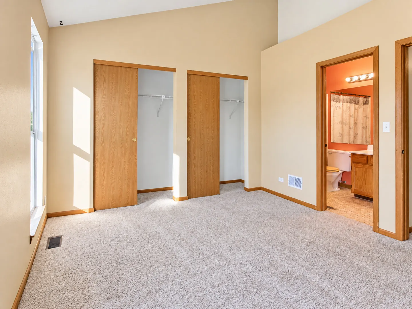 7834 Darien Lake Drive IL