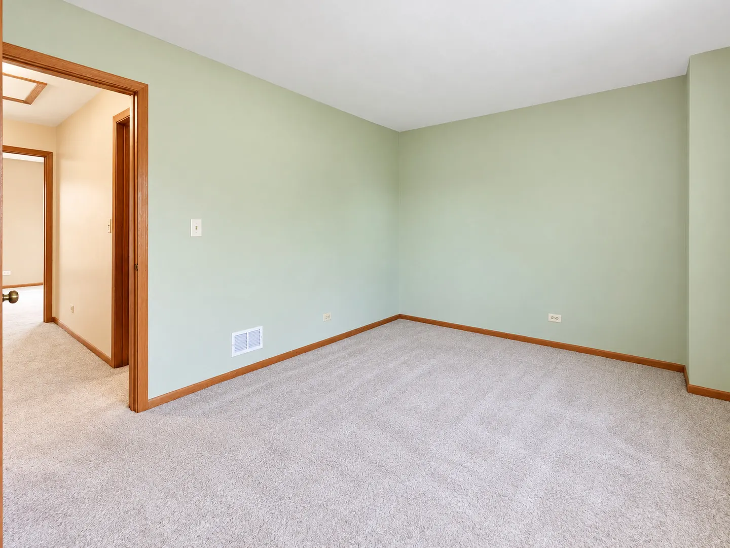 7834 Darien Lake Drive IL