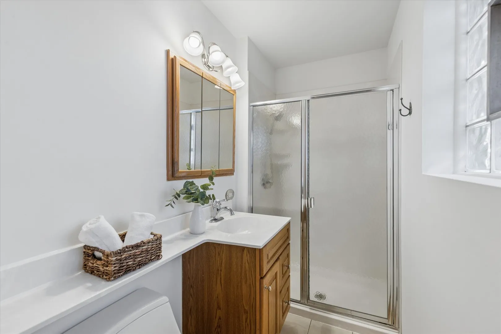 303 E Butterfield Road IL