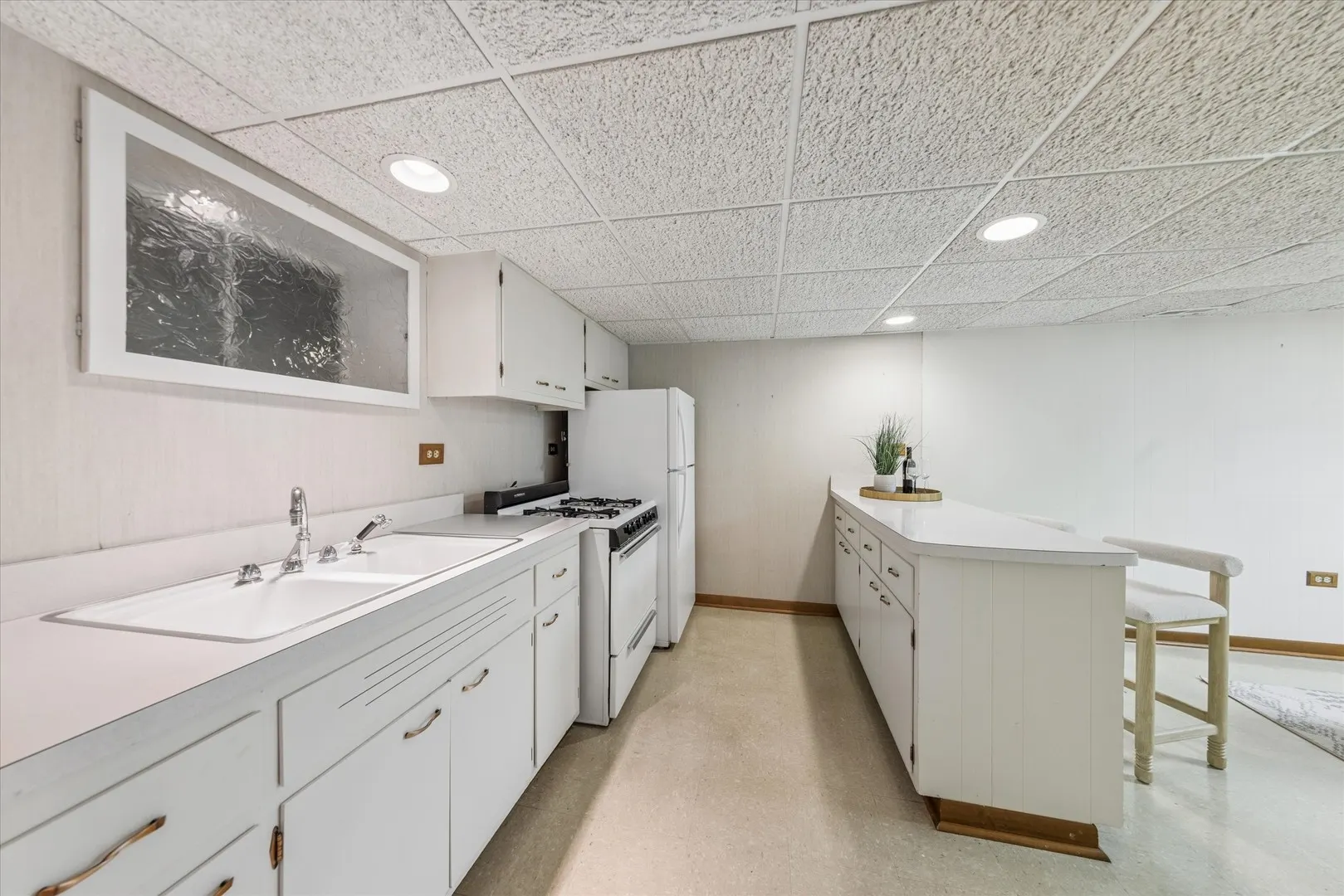 303 E Butterfield Road IL