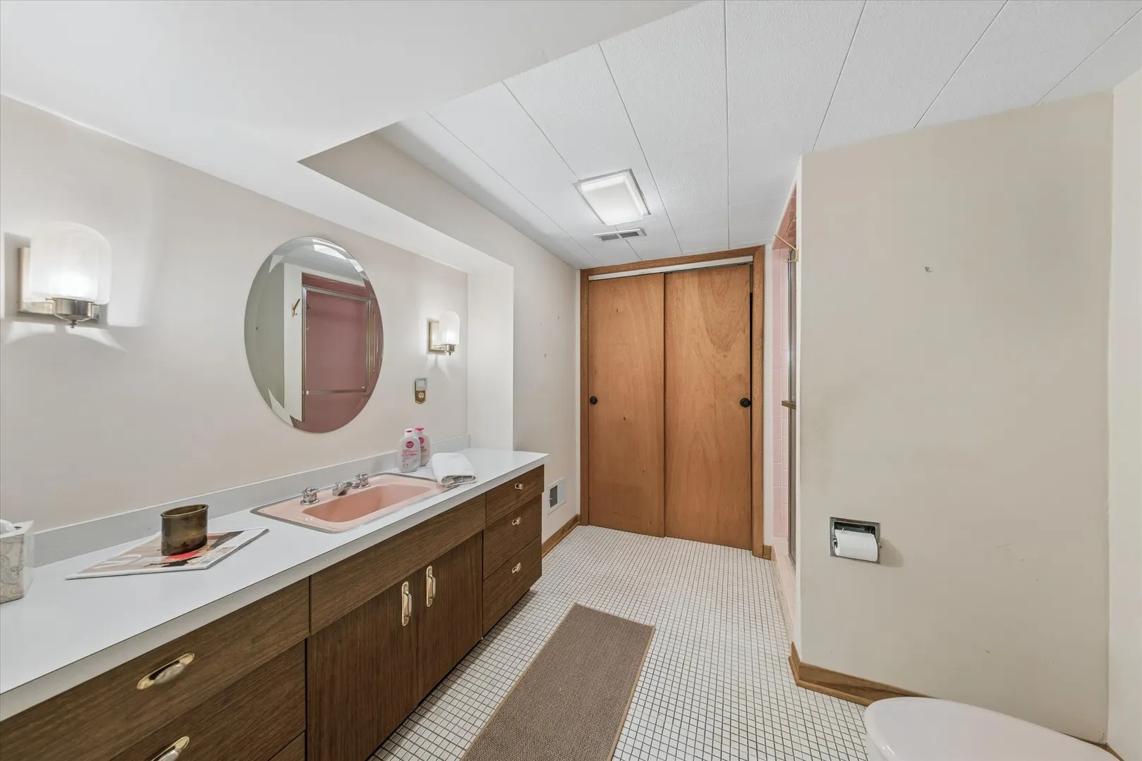 303 E Butterfield Road IL