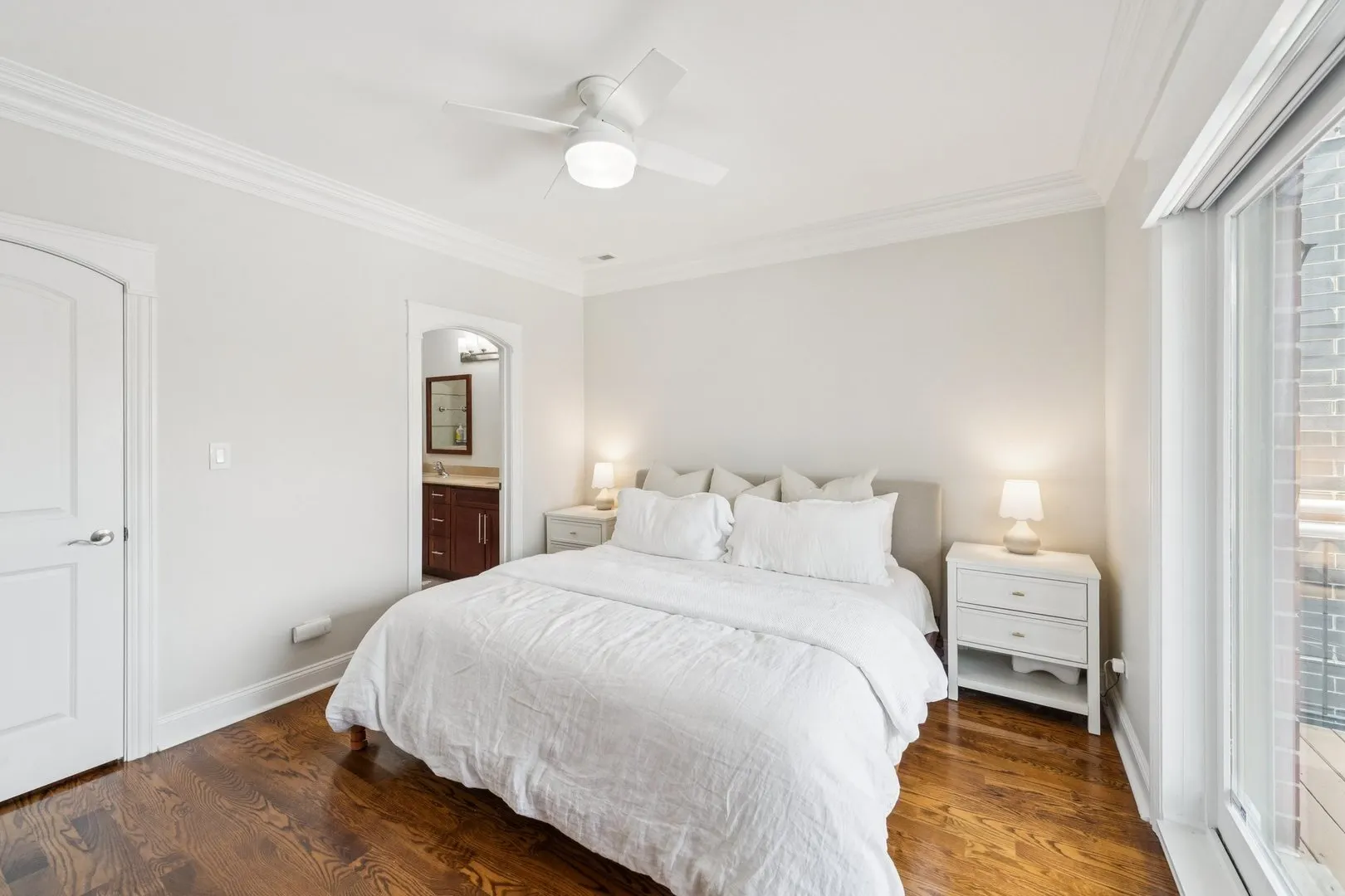 1450 W Chestnut Street IL #2