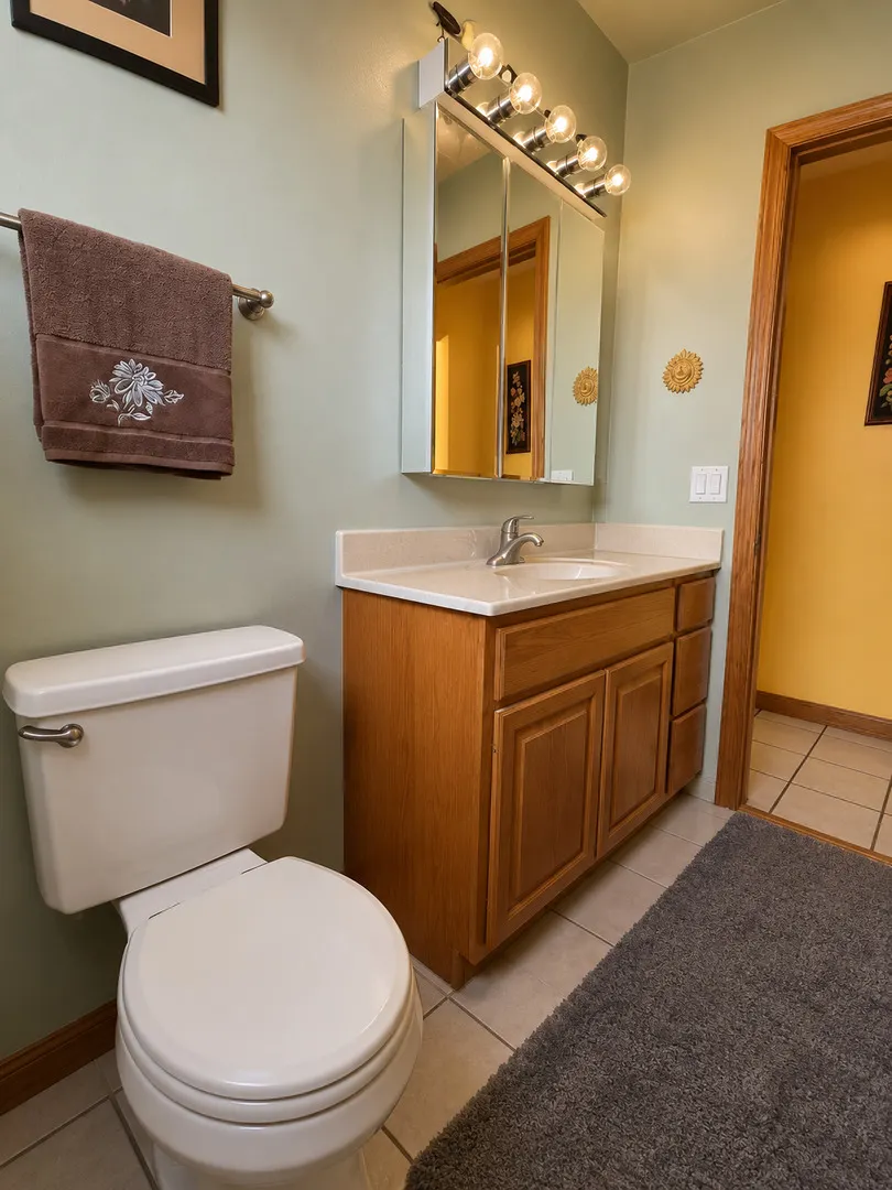 1636 S Cora Street IL