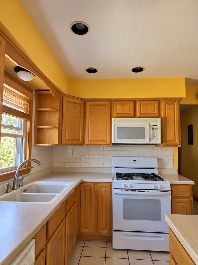 1636 S Cora Street IL