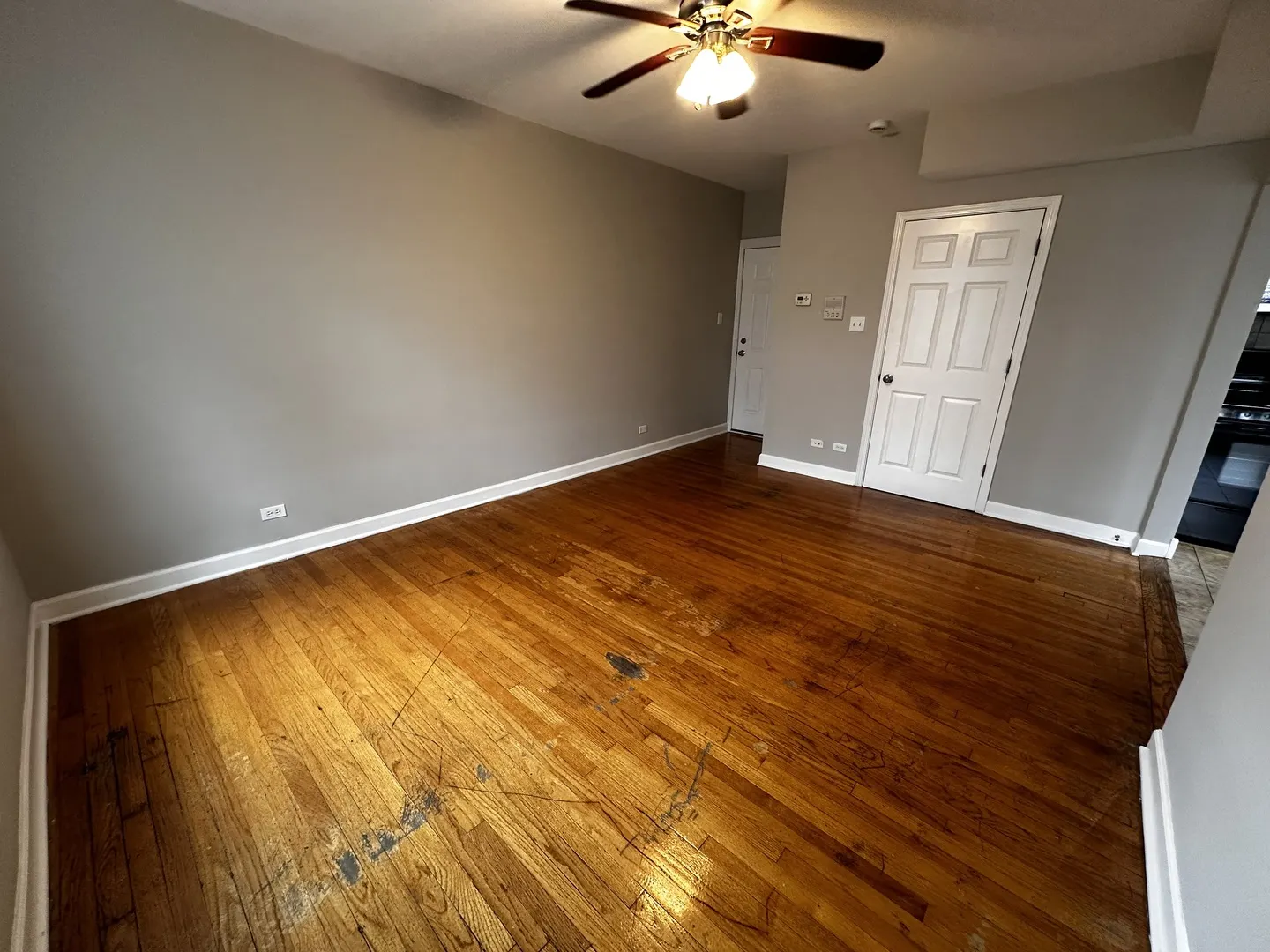 414 W Walnut Street IL #210