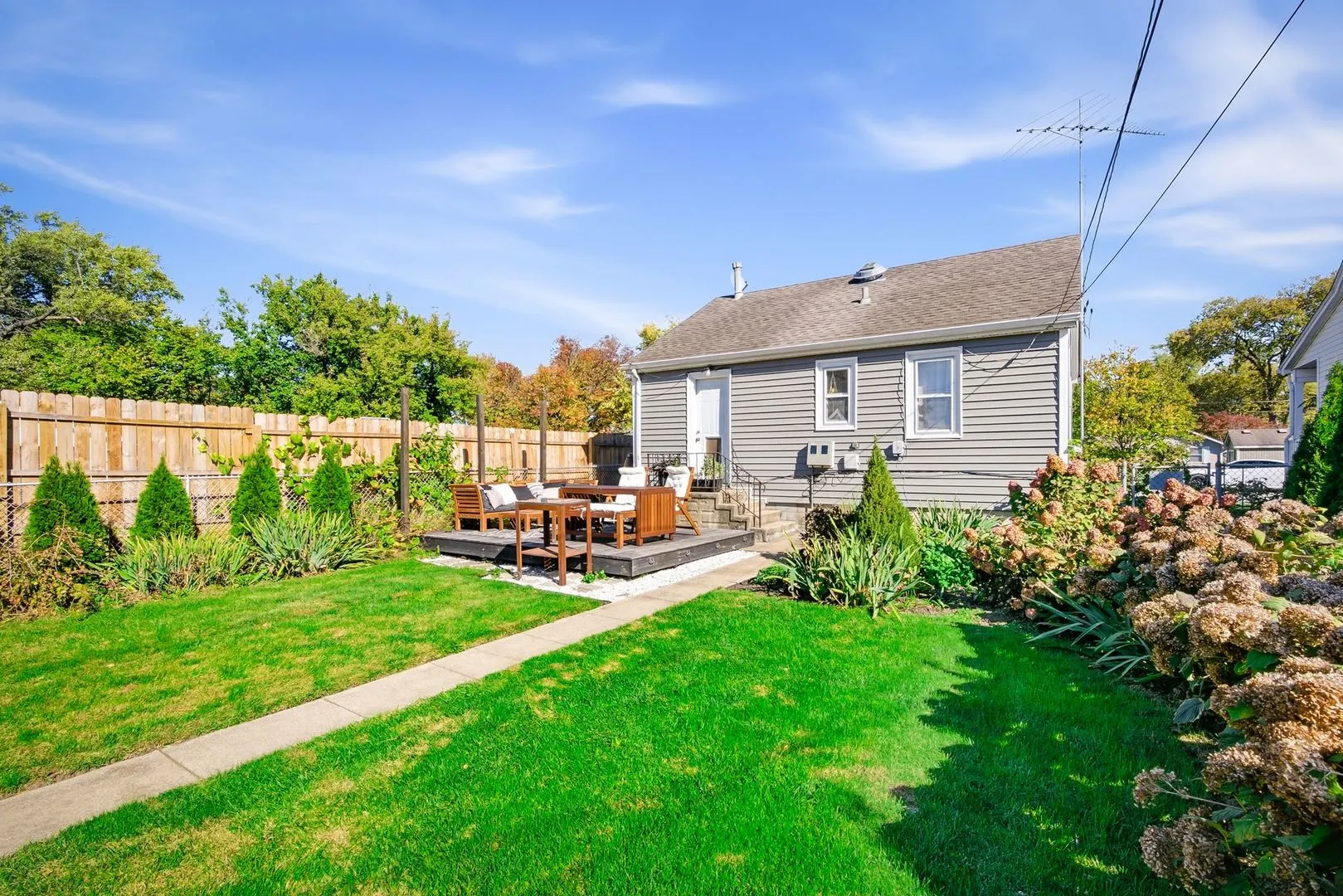 321 Jessie Street IL