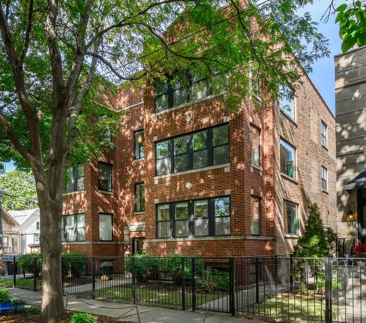 1740 W Catalpa Avenue IL #1E