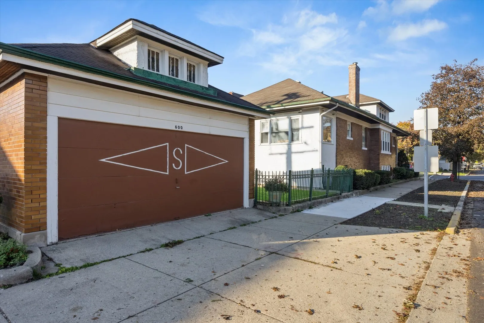 600 Circle Avenue IL