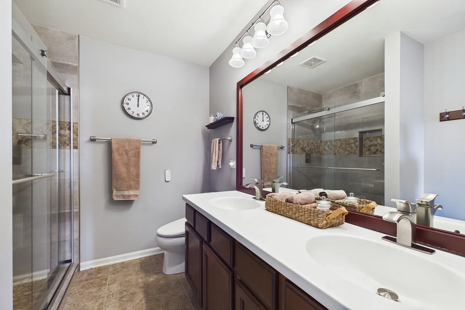 3402 Neubauer Circle IL
