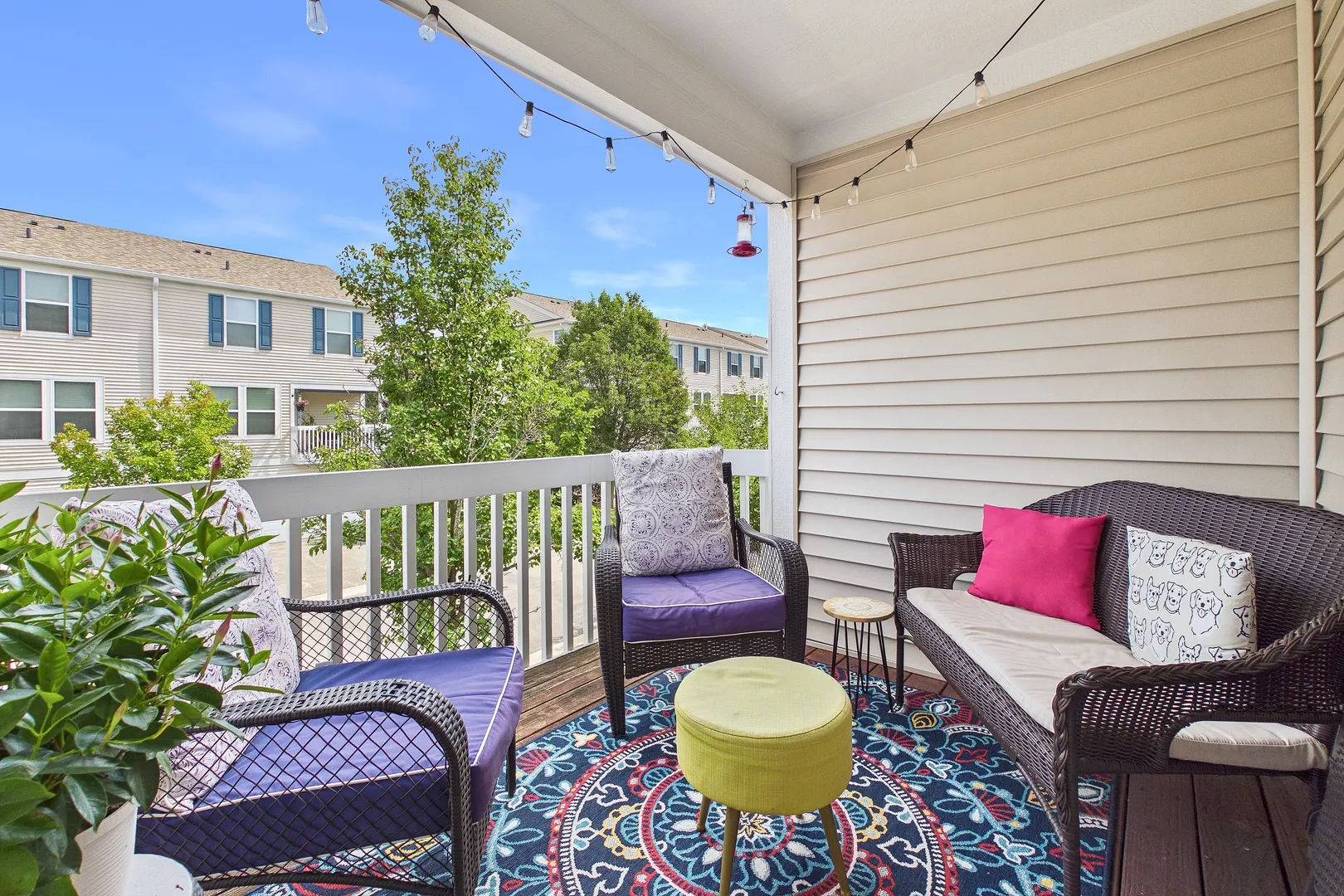 3402 Neubauer Circle IL