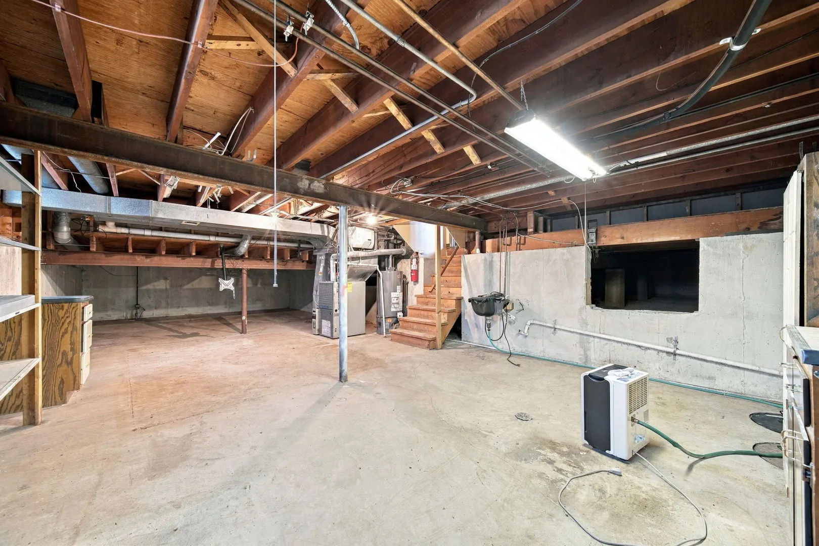 907 Lark Street IL