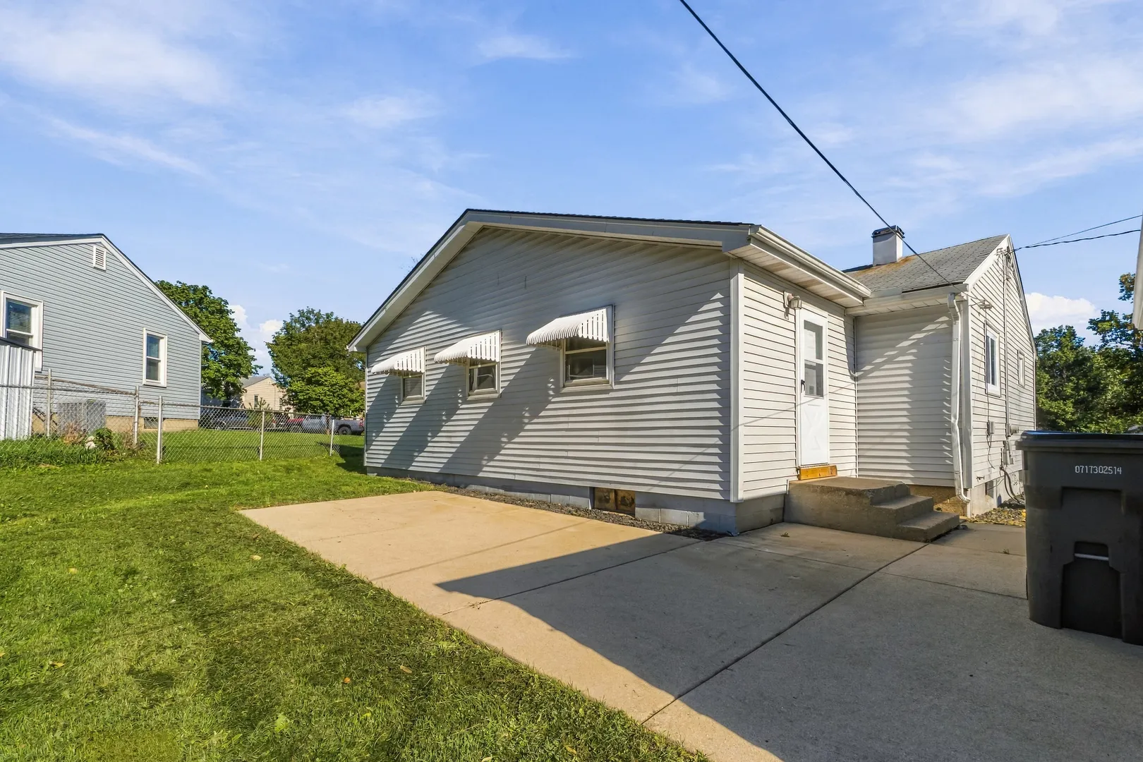 131 Riverside Drive IL