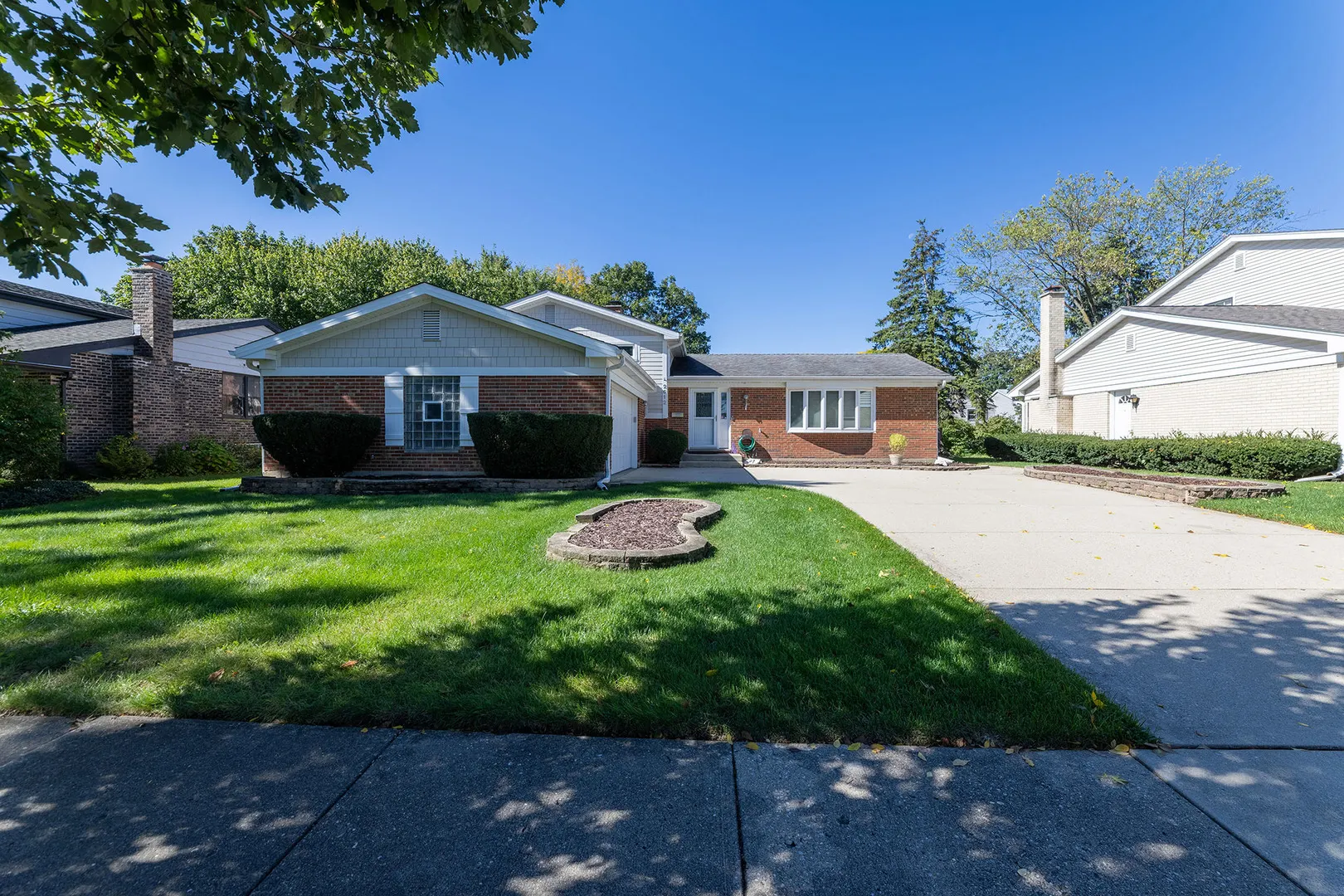 2612 N Waterman Avenue IL