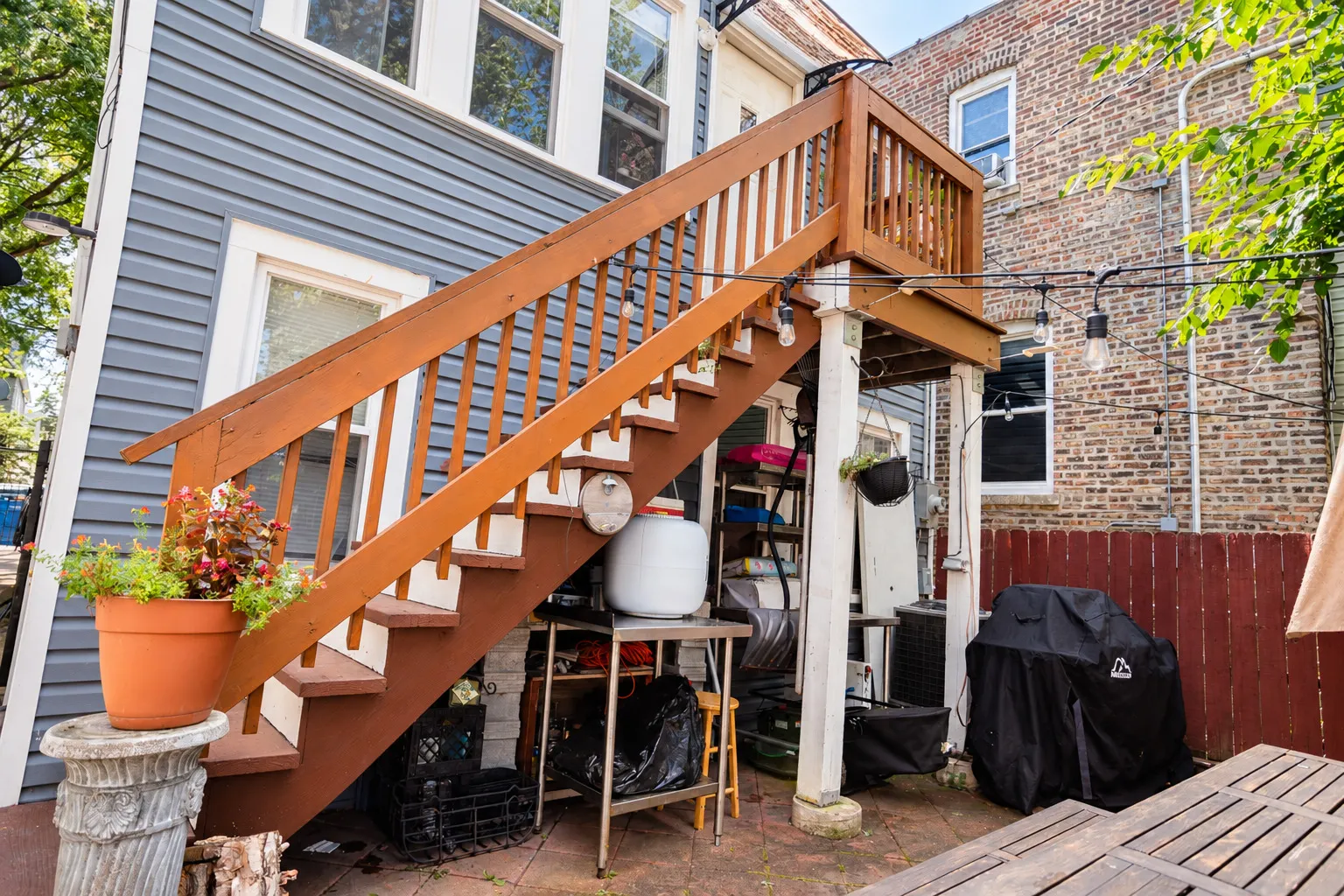 3906 W Montrose Avenue IL