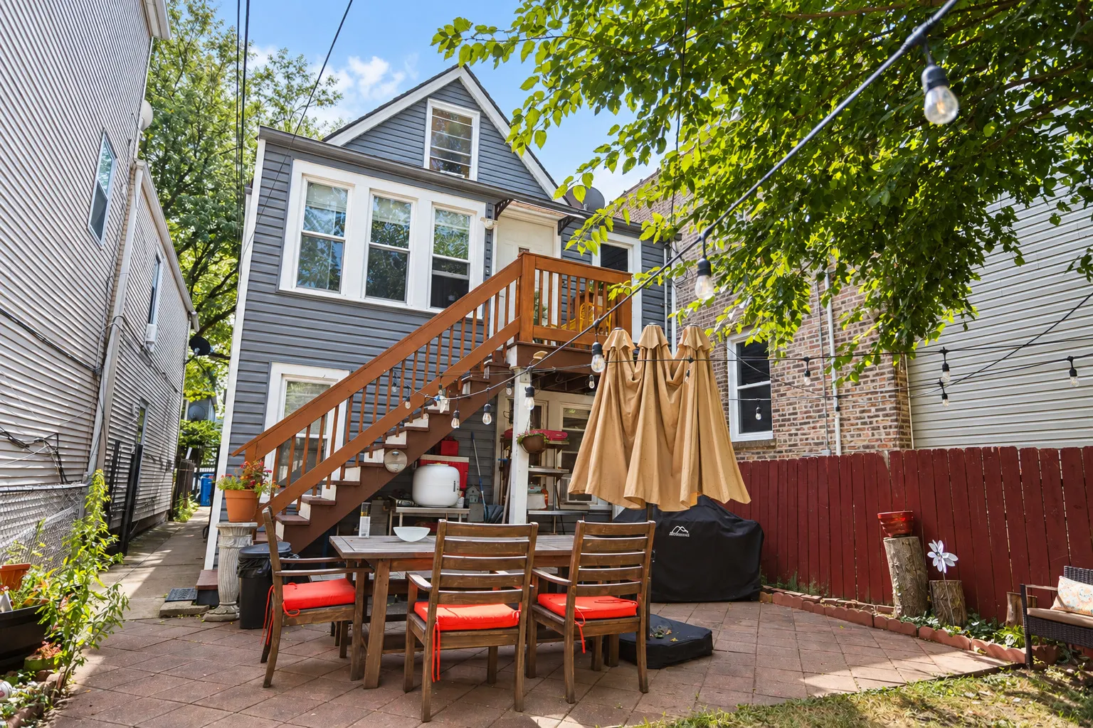 3906 W Montrose Avenue IL