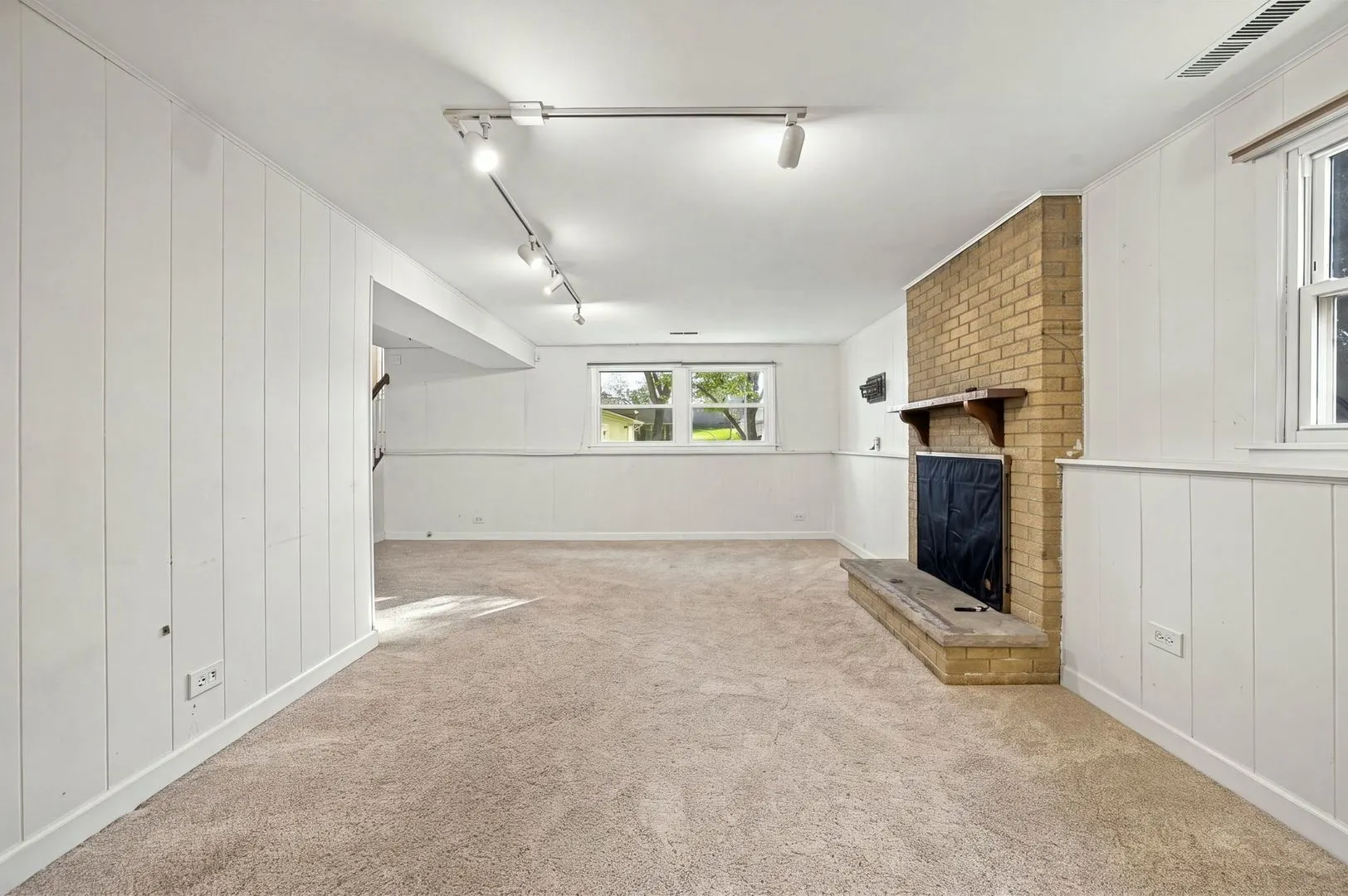 1708 N Mura Lane IL