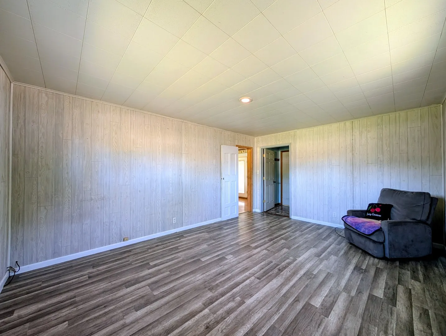 21 E ROMEO Road IL #A