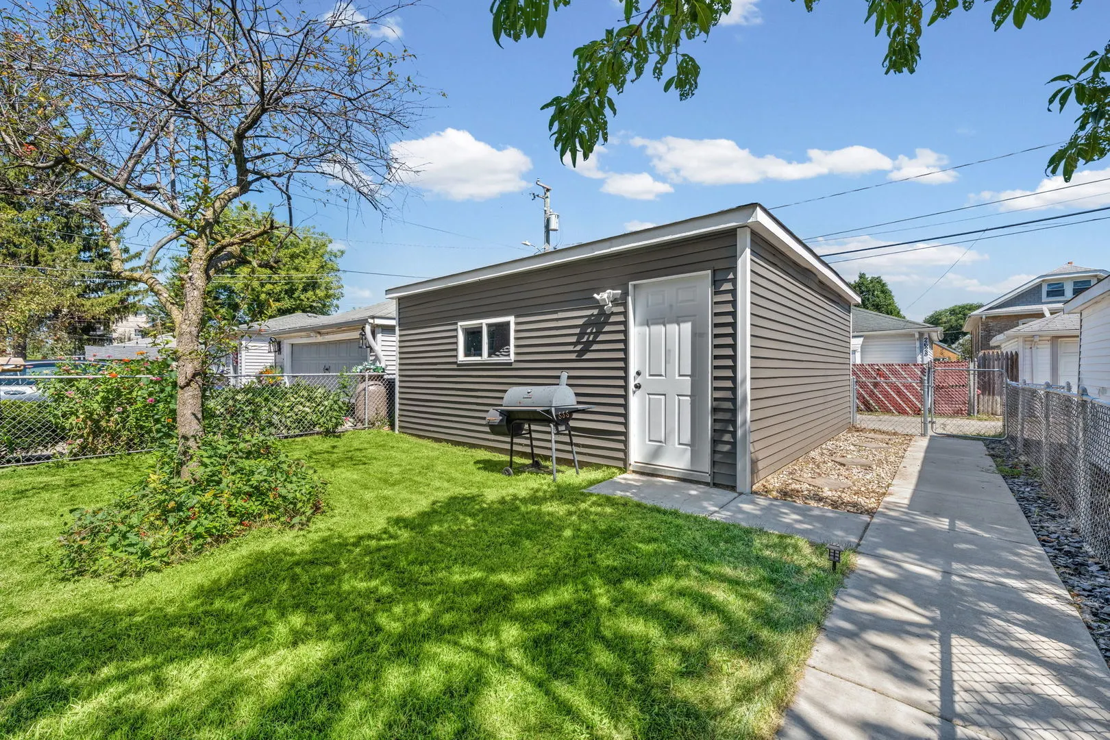 2625 Cuyler Avenue IL