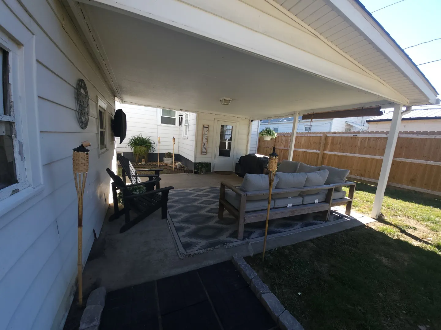 452 E Cedar Avenue IL