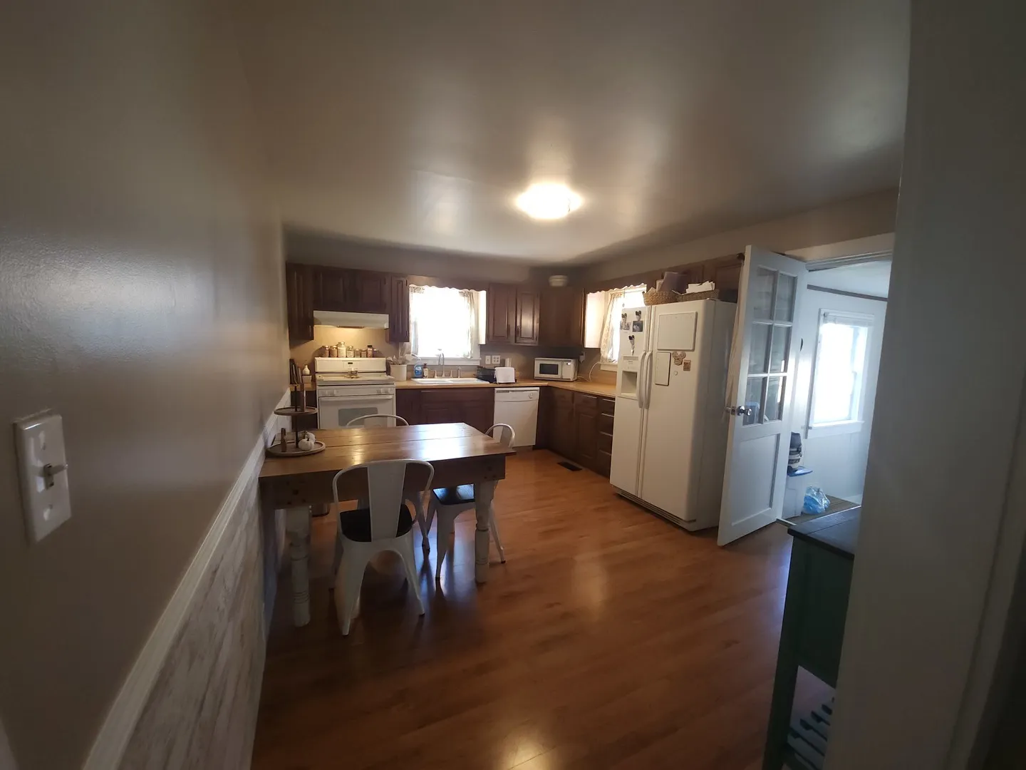 452 E Cedar Avenue IL